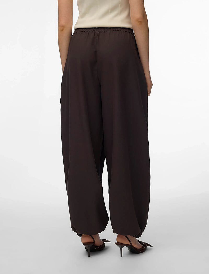 Vero Moda - VMLEIA MW HAREM PANTS - bukser med brede ben - mulch - 2