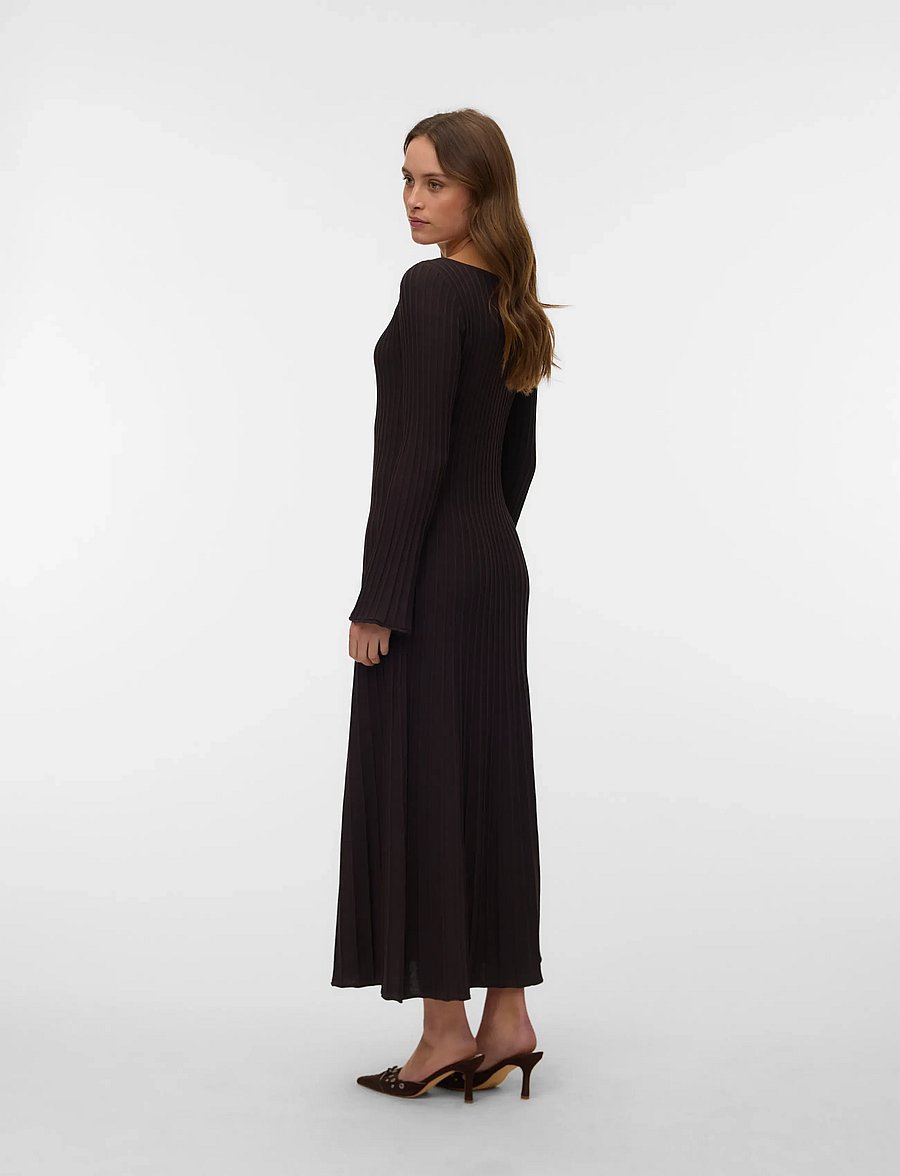 Vero Moda - VMALESSANDRIA LS BOATNECK ANKLE DRES PRM - strickkleider - chocolate torte - 2