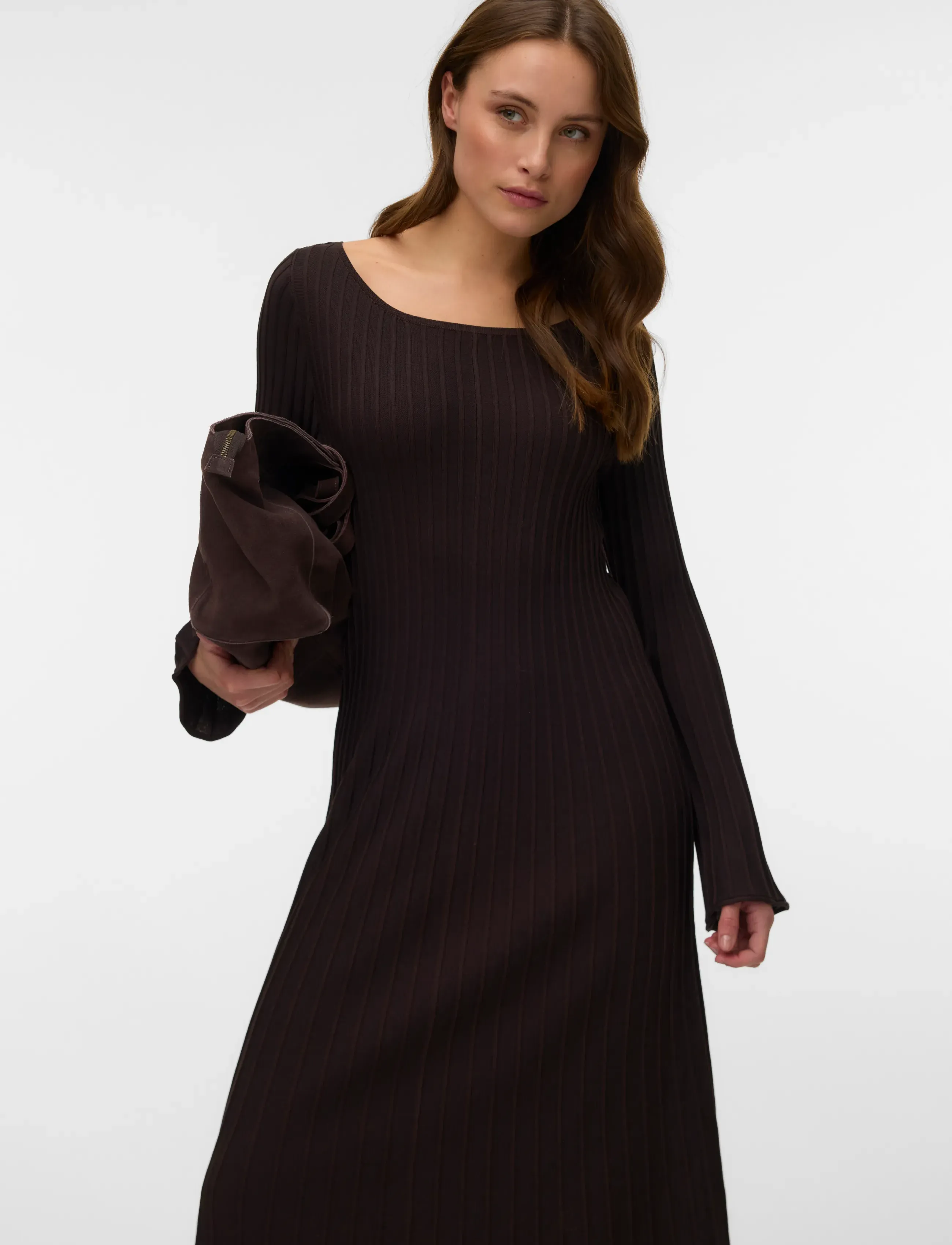 Vero Moda - VMALESSANDRIA LS BOATNECK ANKLE DRES PRM - strickkleider - chocolate torte - 3