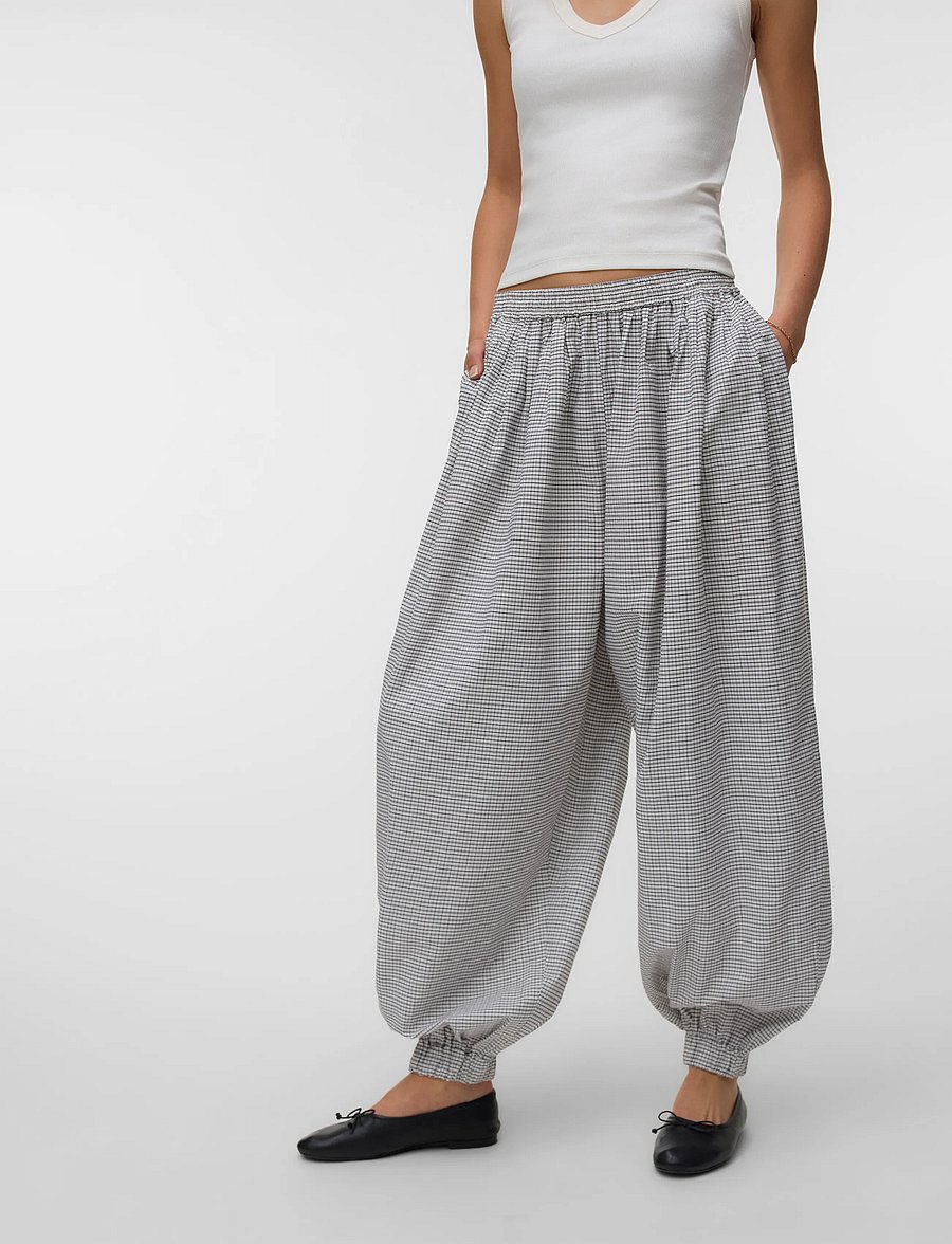 Vero Moda - AWCANELLA BALLOON CHECK PANT - sugar swizzle - 3