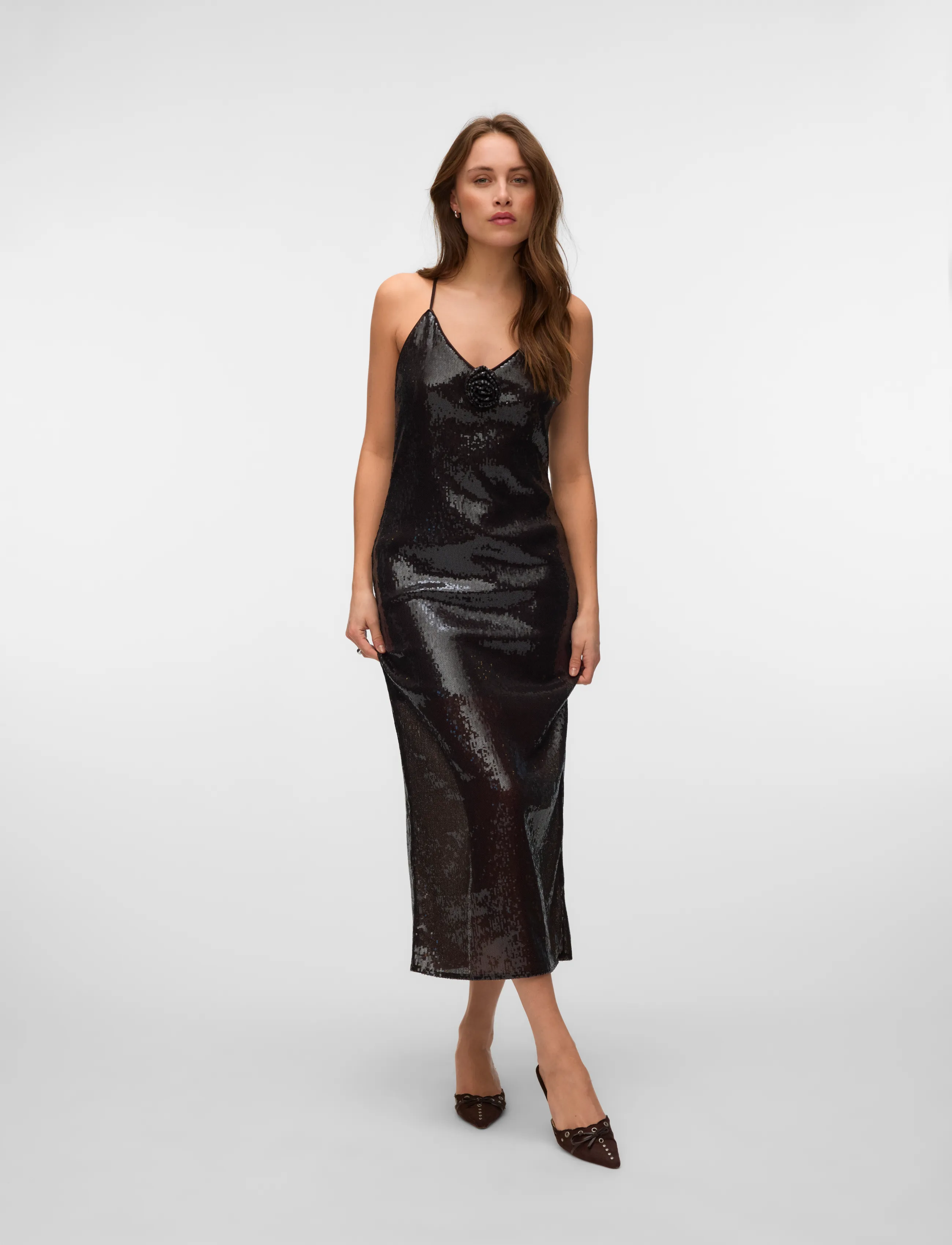 Vero Moda VMKATHRINA SL SEQUIN DRESS JRS EXP - Cocktail Dresses - CHOCOLATE TORTE / brown