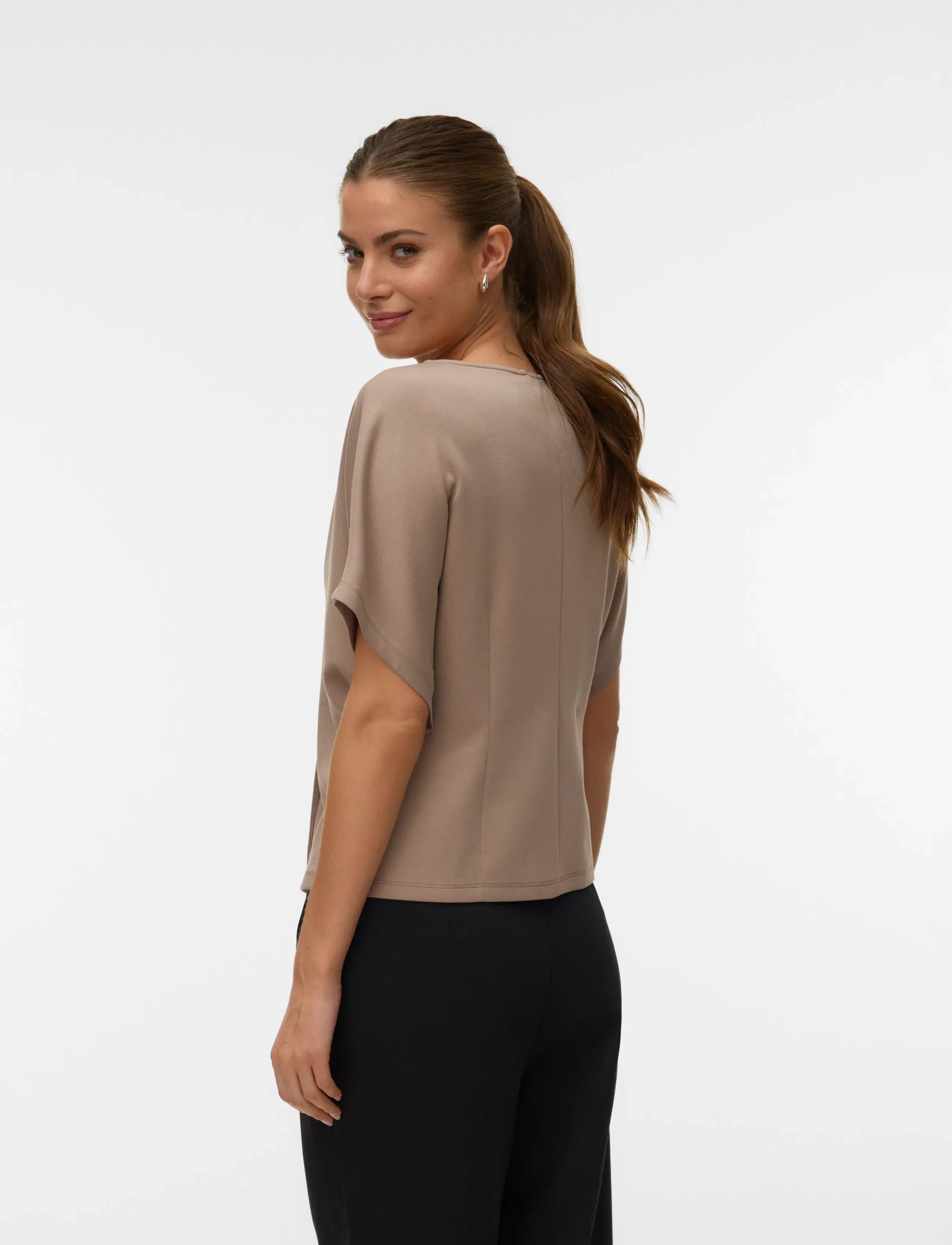Vero Moda - VMSMILLA SONJA SS V-NECK TOP EXP - kurzärmelige blusen - moon rock - 3
