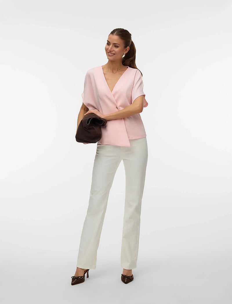 Vero Moda - VMSMILLA SONJA SS V-NECK TOP EXP - kurzämlige blusen - pink-a-boo - 0