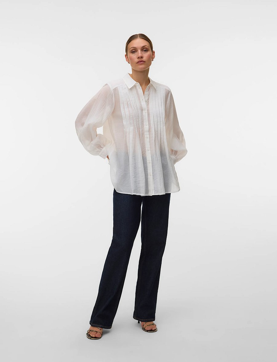 Vero Moda - VMMATHILDA LS OVERSIZE PLEAT SHIRT EXP - långärmade skjortor - snow white - 0