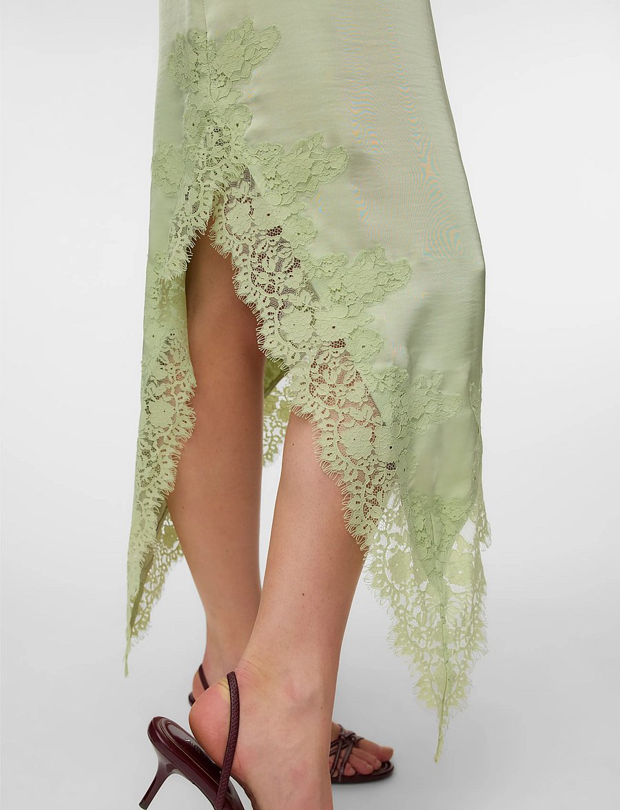 Vero Moda - VMRITA CS LACE MAXI DRESS WVN EXP - aftonklänningar - celadon green - 5