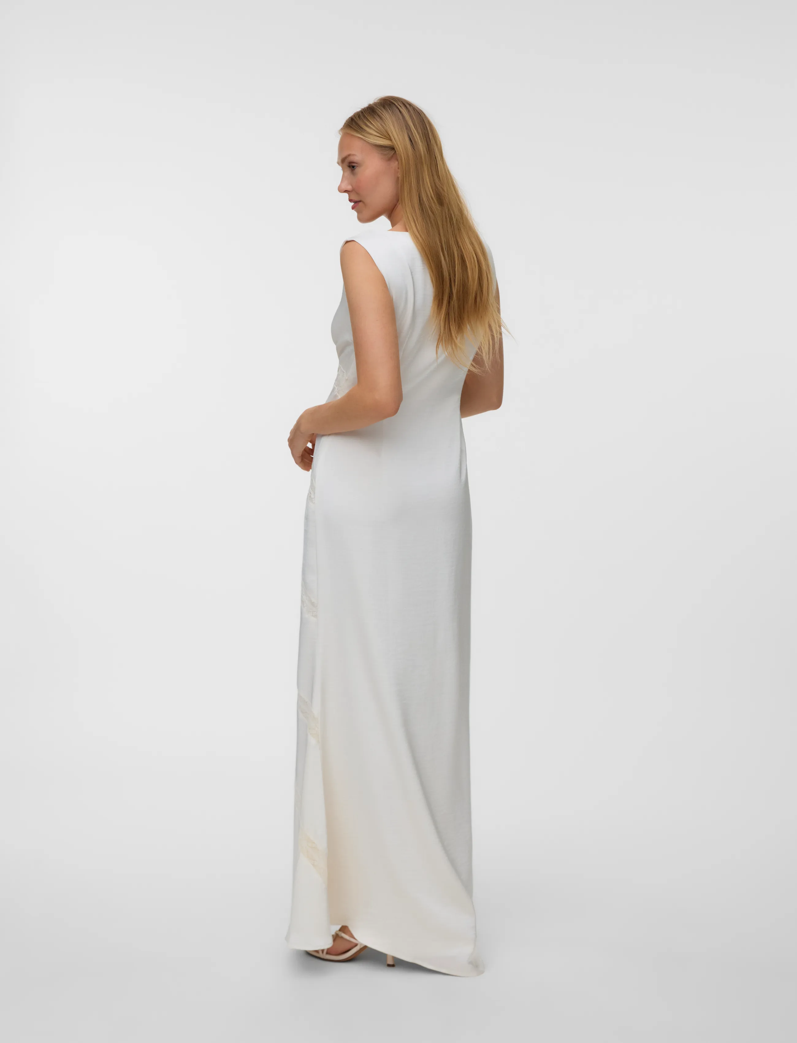 Vero Moda - VMCARO SL LACE DETAIL MAXI DRESS WVN EXP - robes longues - cloud dancer - 3
