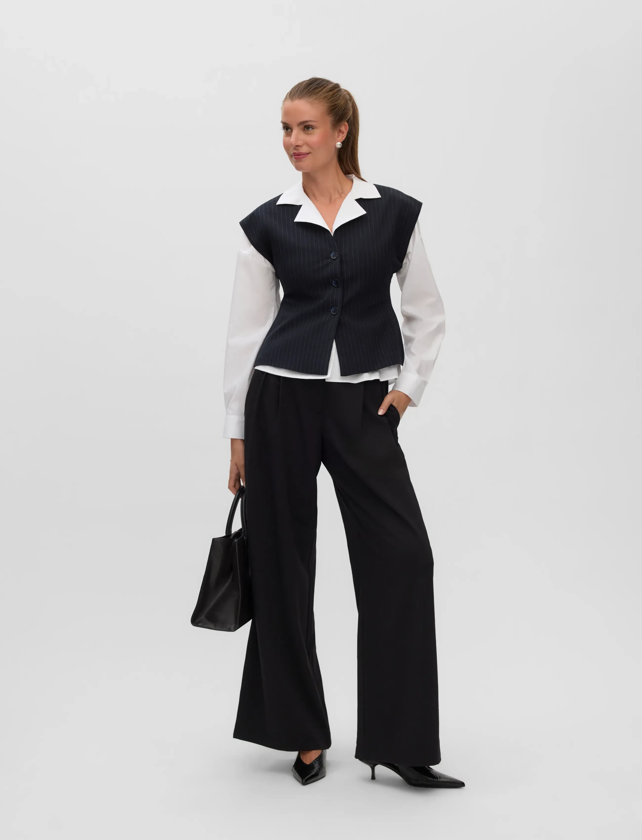 Vero Moda - VMALINA SL WAISTCOAT VIP - navy blazer - 0
