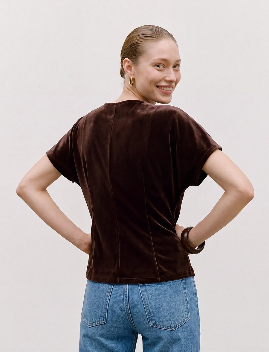 Vero Moda - VMSONJA VELVET SS V-NECK TOP JRS EXP - kortærmede bluser - chocolate torte - 2