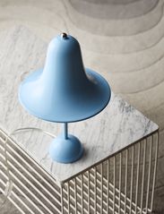 Verpan - Pantop Table Lamp Ø23 cm EU - pöytävalaisimet - light blue - 1