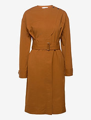 Victoria Beckham - UTILITY BELTED DRESS - short dresses - tobacco - 0