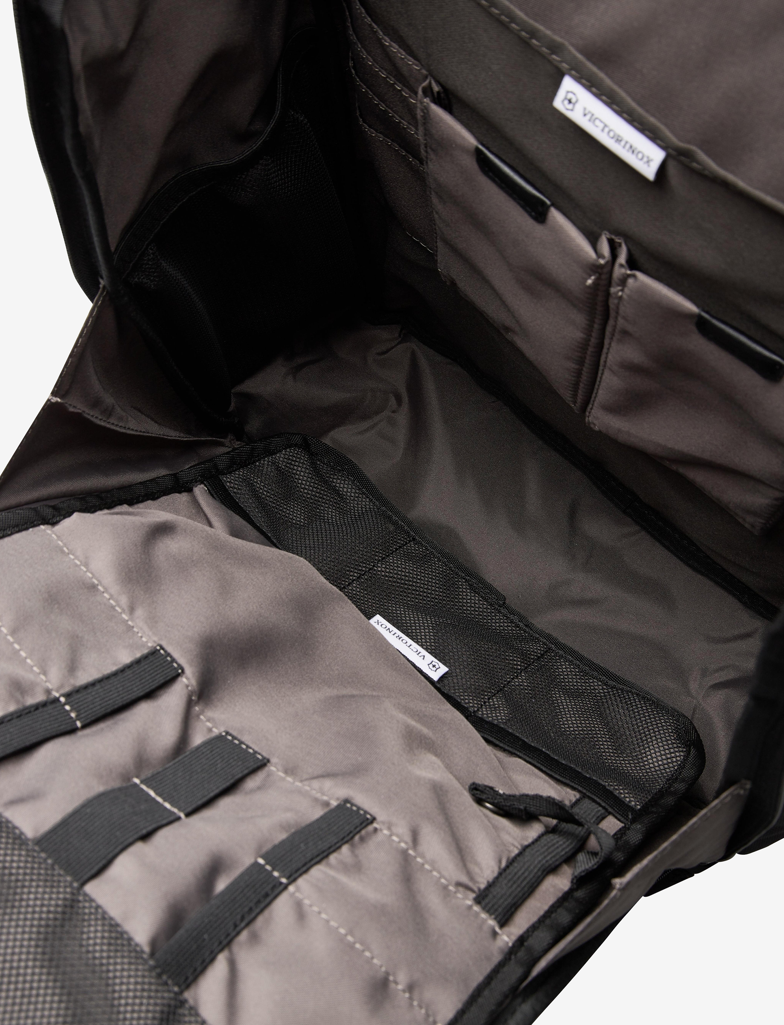 Victorinox - Altmont Professional, Fliptop Laptop Backpack - viedās mugursomas - black - 3