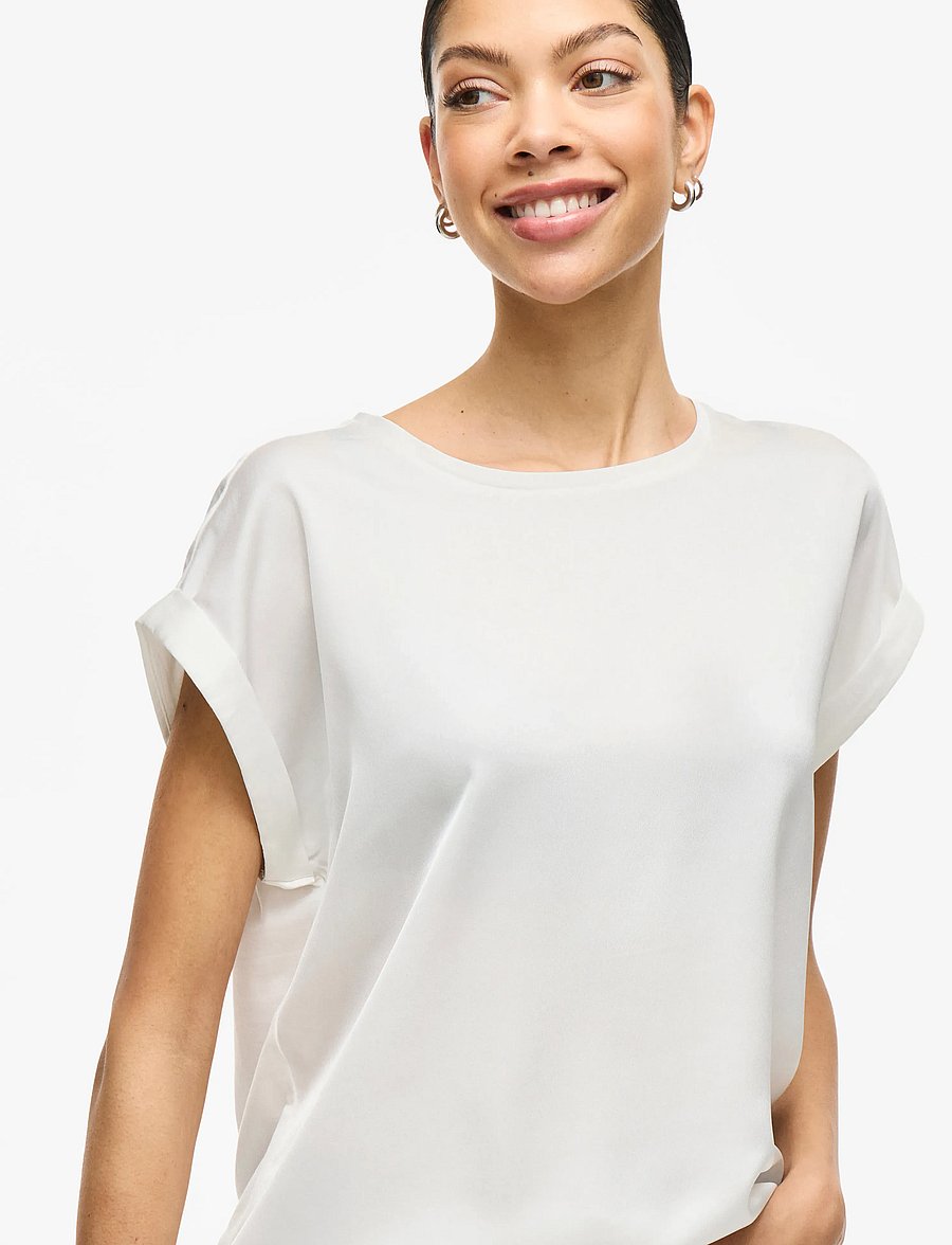 Vila - VIELLETTE S/S SATIN TOP - NOOS - kurzämlige blusen - snow white - 5