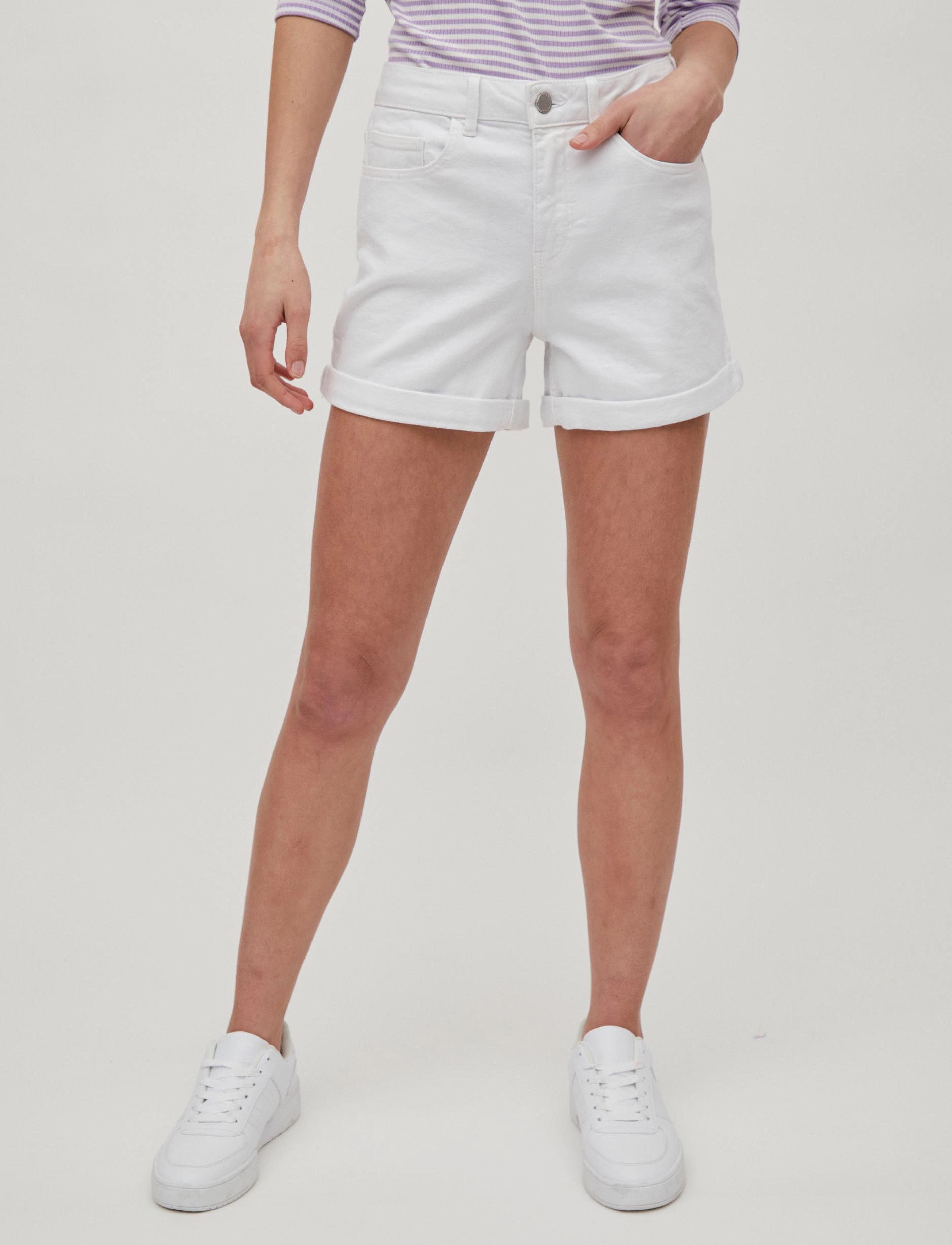 Vila - VIDINA IT RW DENIM SHORTS WHITE - - white denim - 2