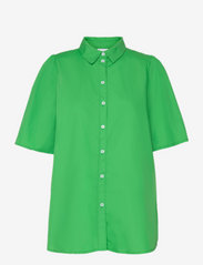 Vila - VIGRATE S/S SHIRT - kortärmade skjortor - kelly green - 0
