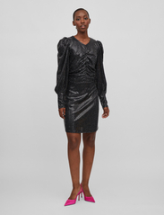 Vila - VIBEASKI L/S O-NECK RUFFLE DRESS/DC - ballīšu apģērbs par outlet cenām - black - 2