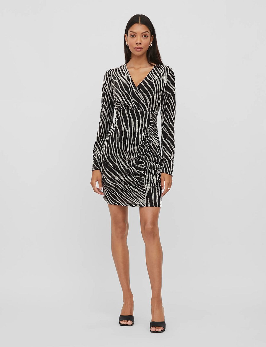 Vila - VIGOPHER L/S V-NECK SHORT DRESS/DC - pidulikud kleidid - black - 0