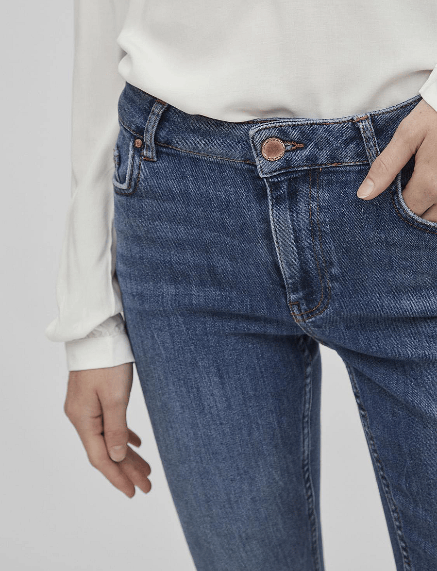 Vila - VISARAH WU02 RW SKINNY JEANS - NOOS - skinny jeans - medium blue denim - 4