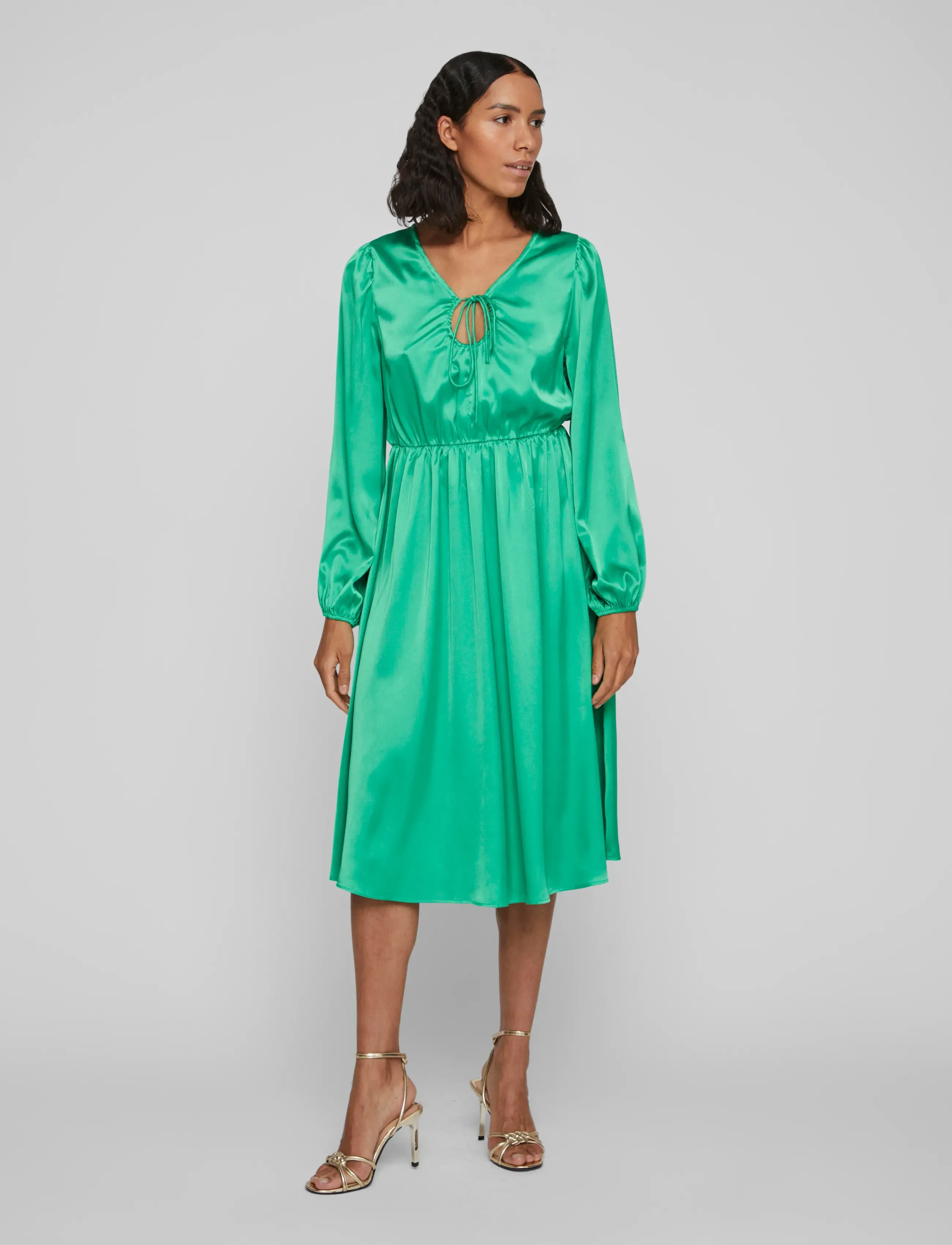 Vila VIPETIA L/S V-NECK MID CALF DRESS/DC - Kleidid - GREEN BEE / green