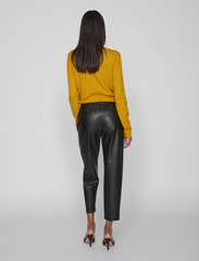 Vila - VIDAGMAR RW 7/8 COATED PANTS - NOOS - leather trousers - black - 3