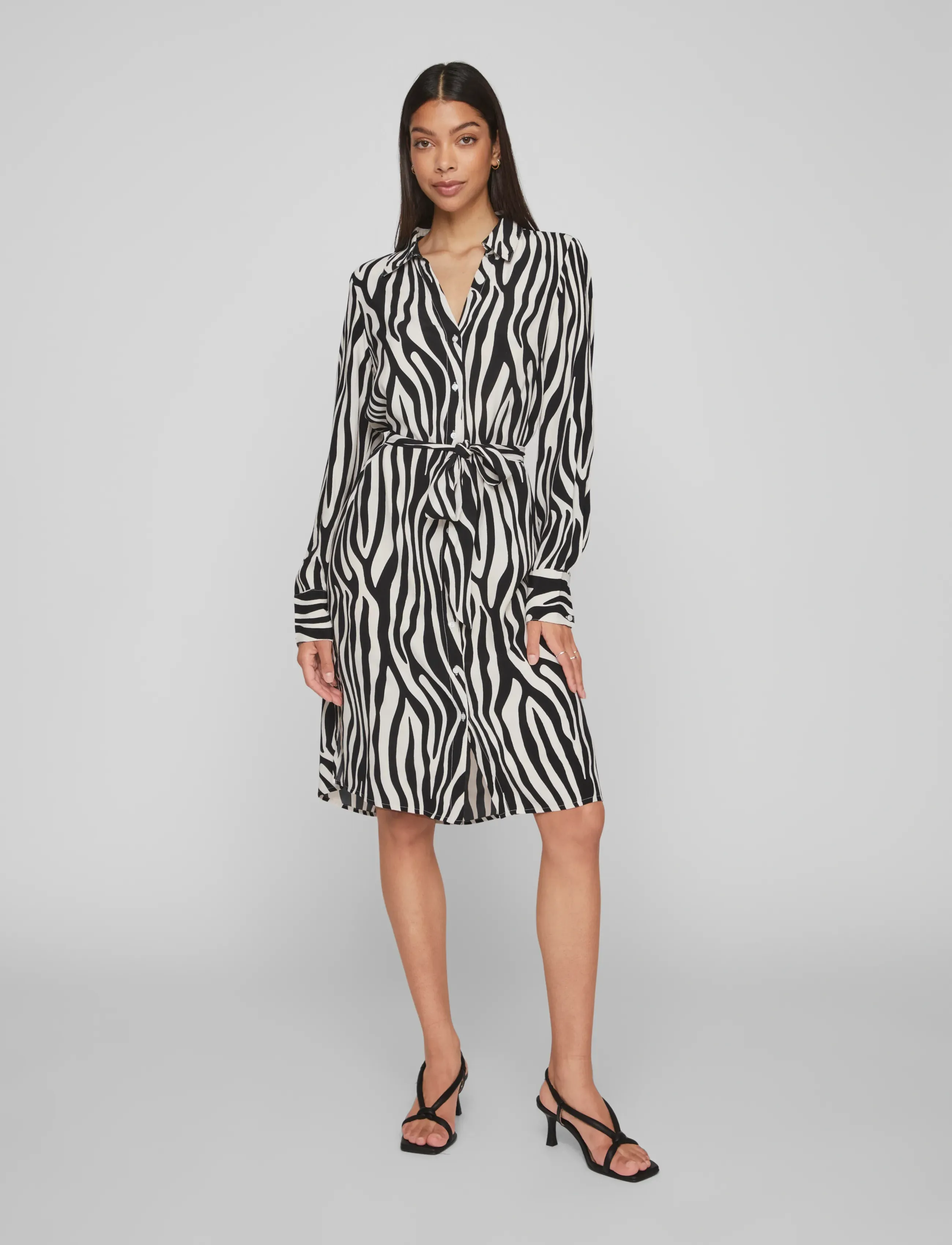 Vila VIFINI L/S MIDI SHIRT DRESS/SU - Klänningar - BLACK / black