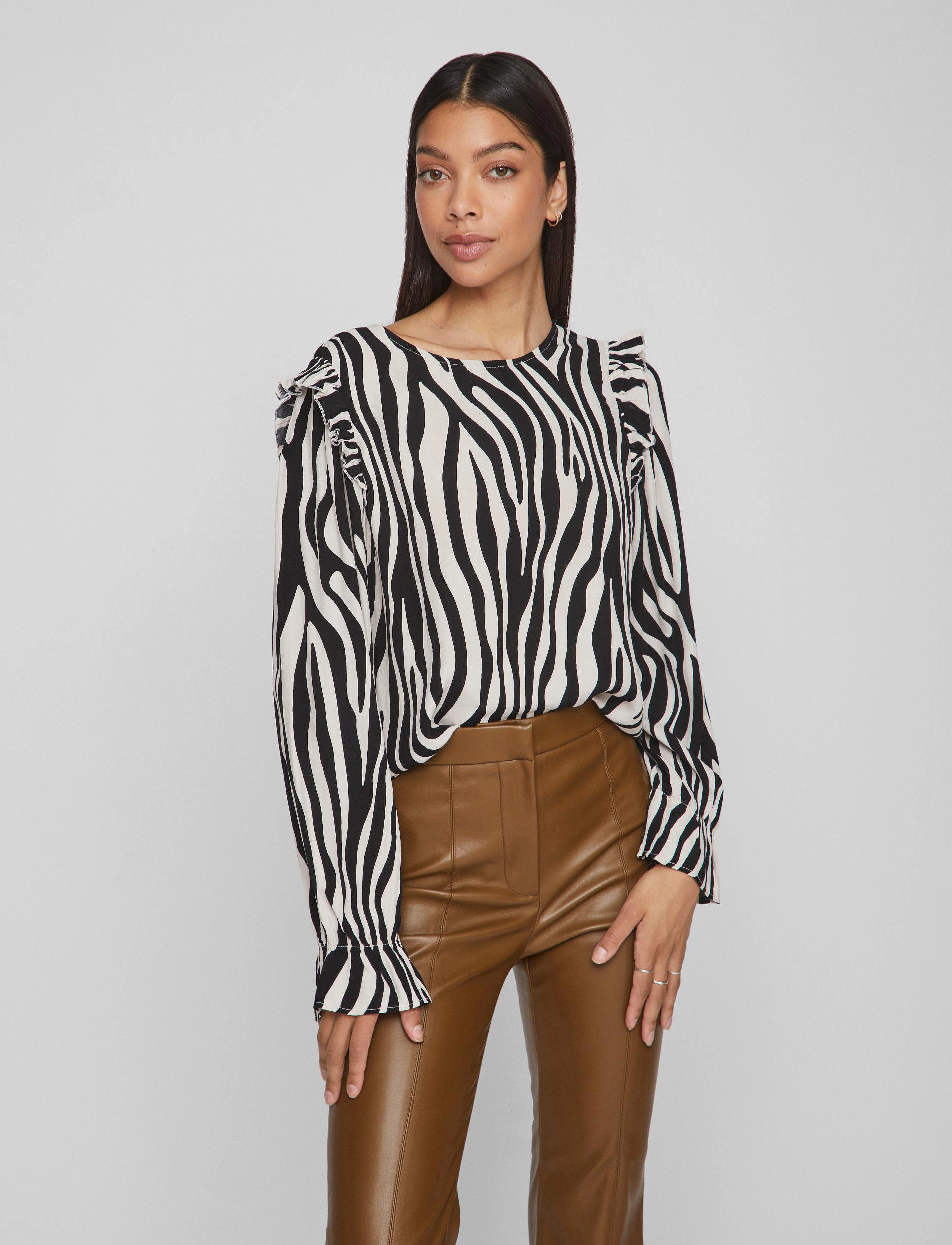 Vila VIFINI ONECK L/S TOP/SU - Blusen - BLACK / black