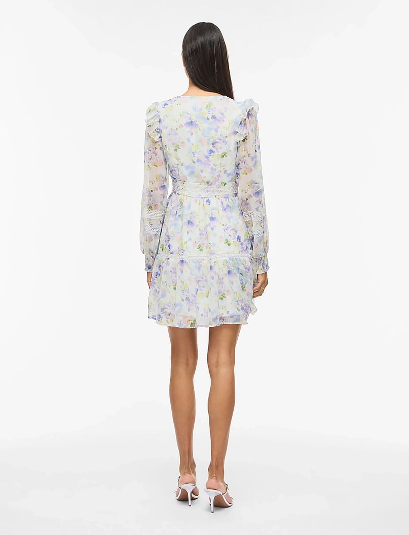 Vila - VIROMAN NEW V-NECK L/S SHORT DRESS/DC/KA - sommerkleider - cloud dancer - 3