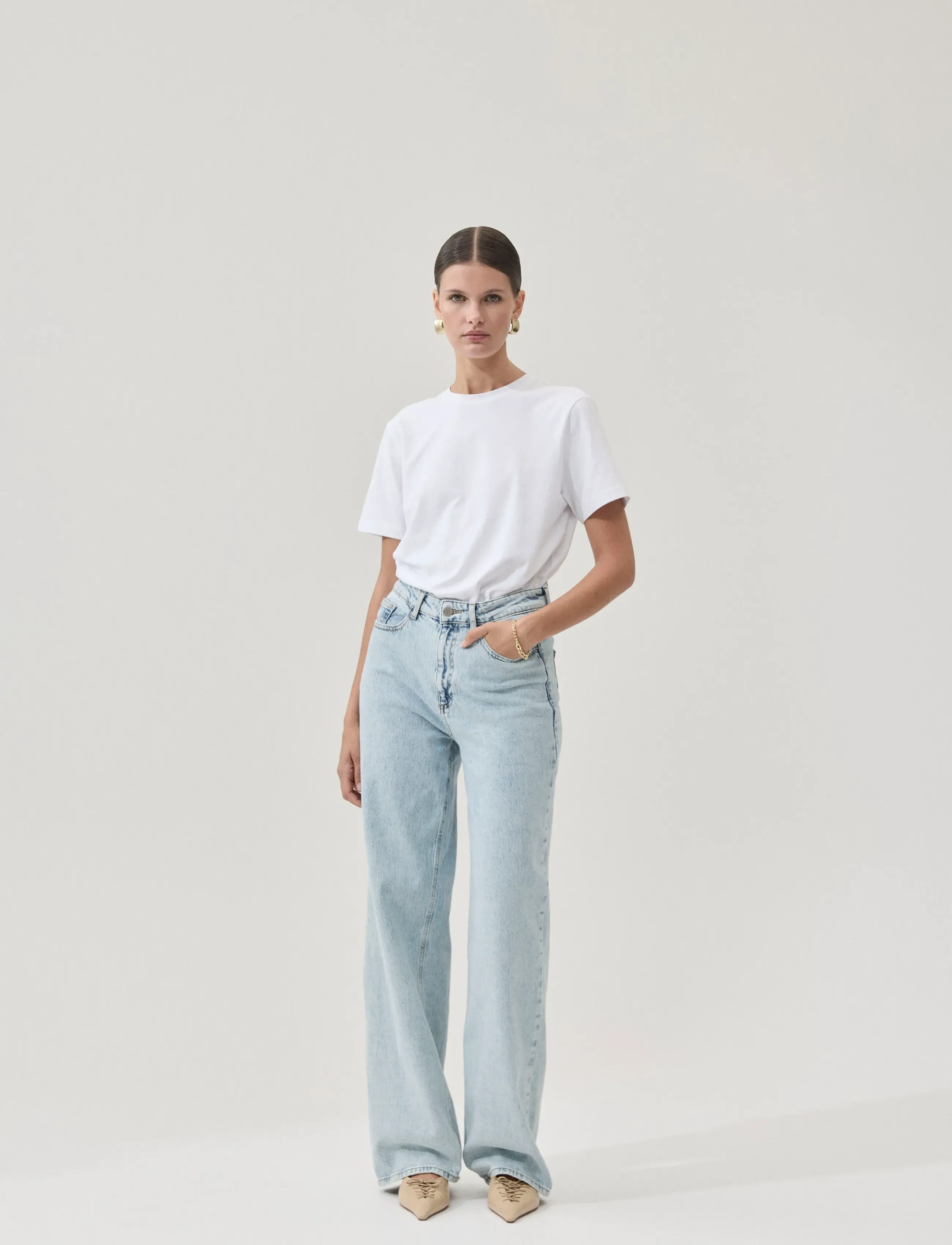 Vila - VIFREYA JAF HW WIDE JEANS - NOOS - hosen mit weitem bein - light blue denim - 3