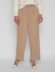 Vila - VIDARKA RW TAILORED PANT - tailored trousers - savannah tan - 2