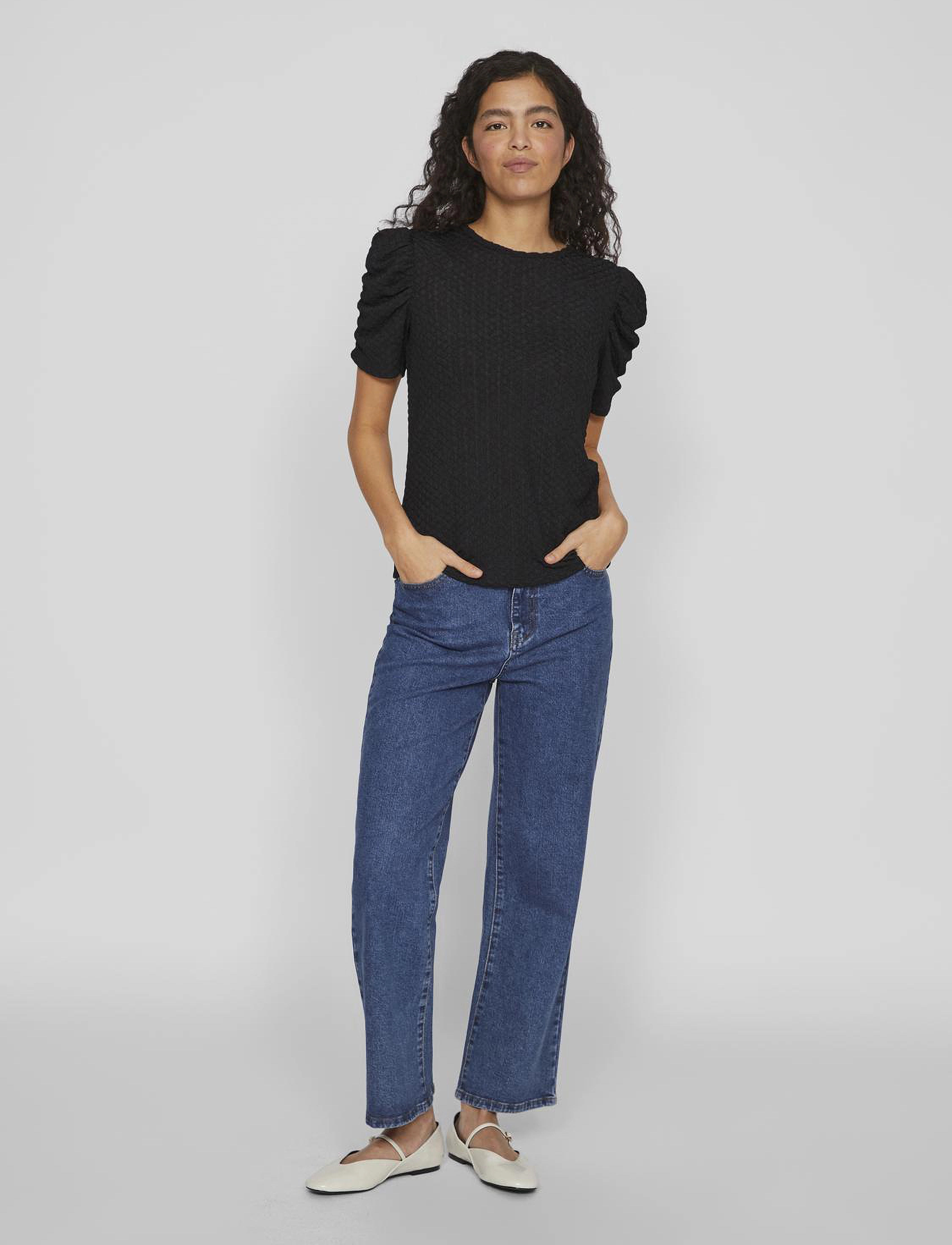 Vila - VIANINE S/S PUFF SLEEVE TOP - black beauty - 4