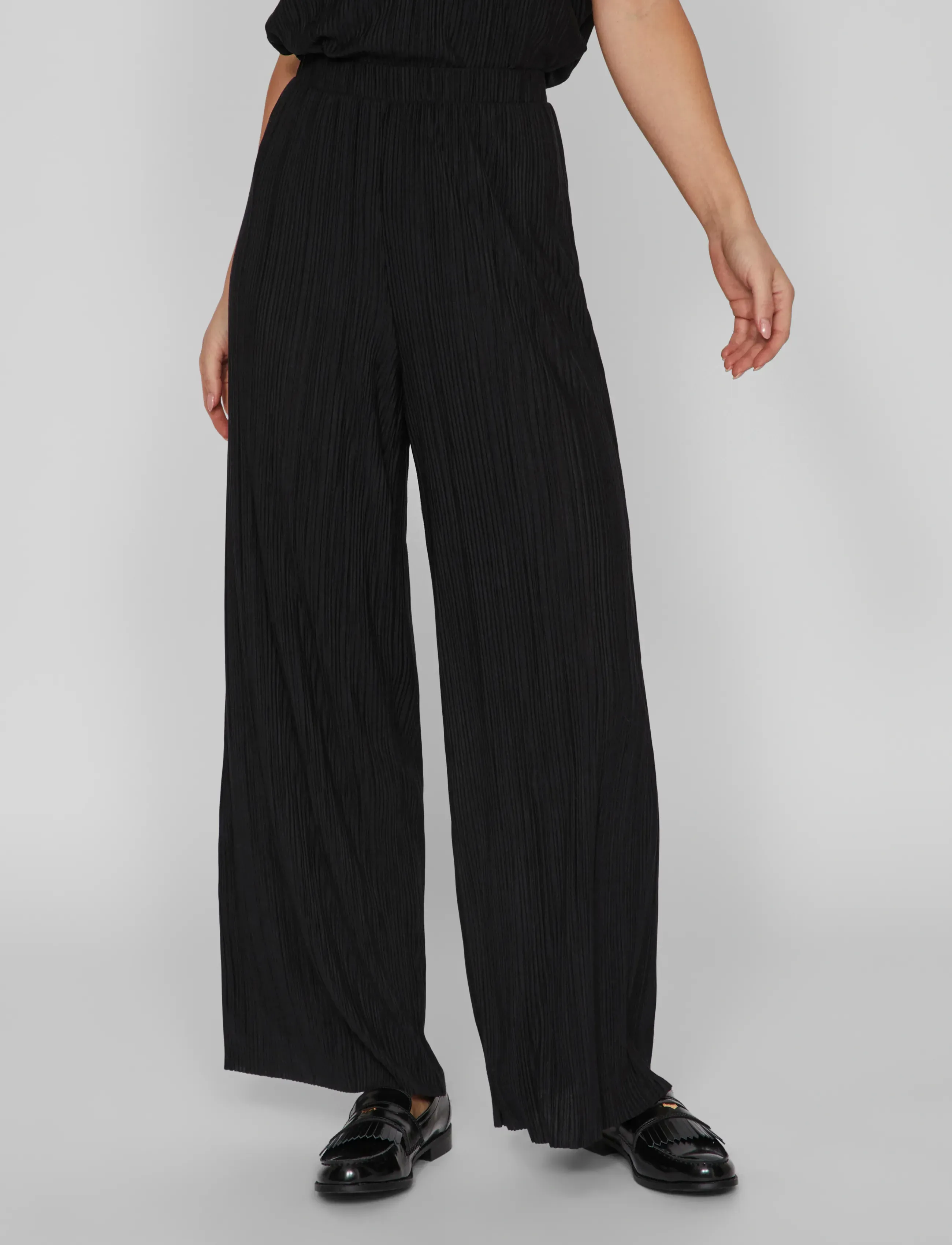 Vila VIPLISA HW LOOSE PANTS - NOOS - Püksid - BLACK BEAUTY / black