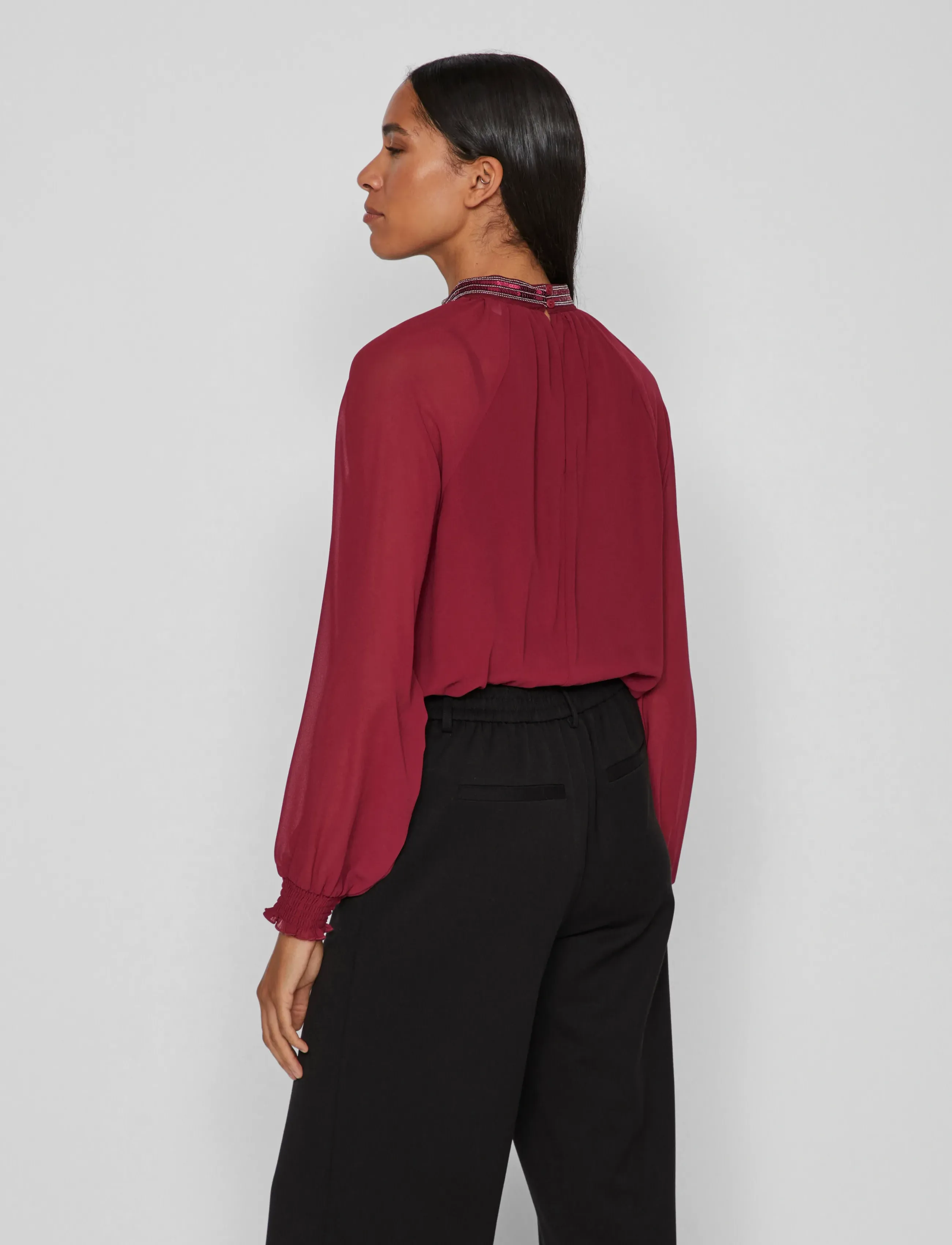 Vila - VIANLIS HALTERNECK L/S TOP/SU - langærmede bluser - beet red - 3