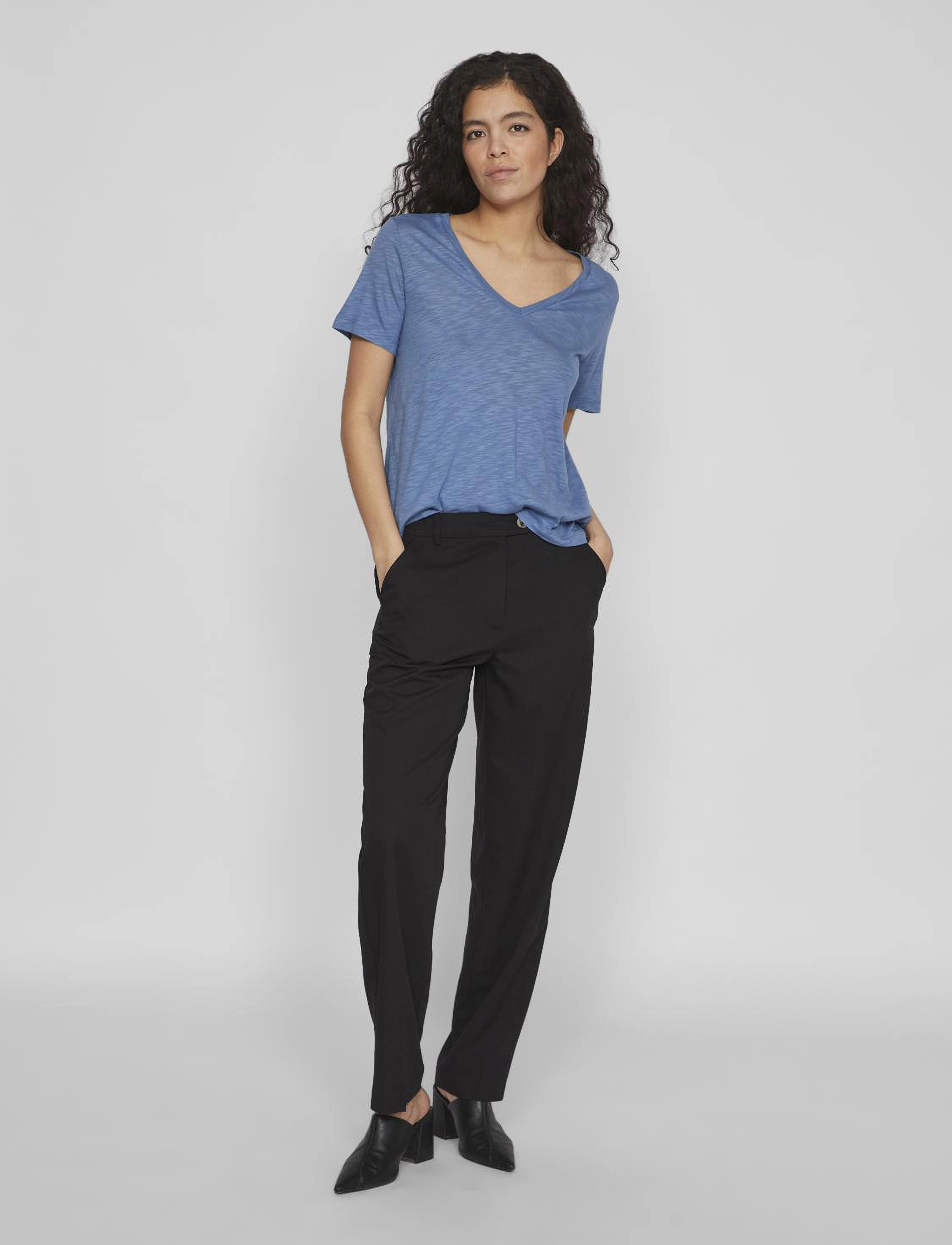Vila - VINOVA V-NECK S/S TOP-NOOS - coronet blue - 4
