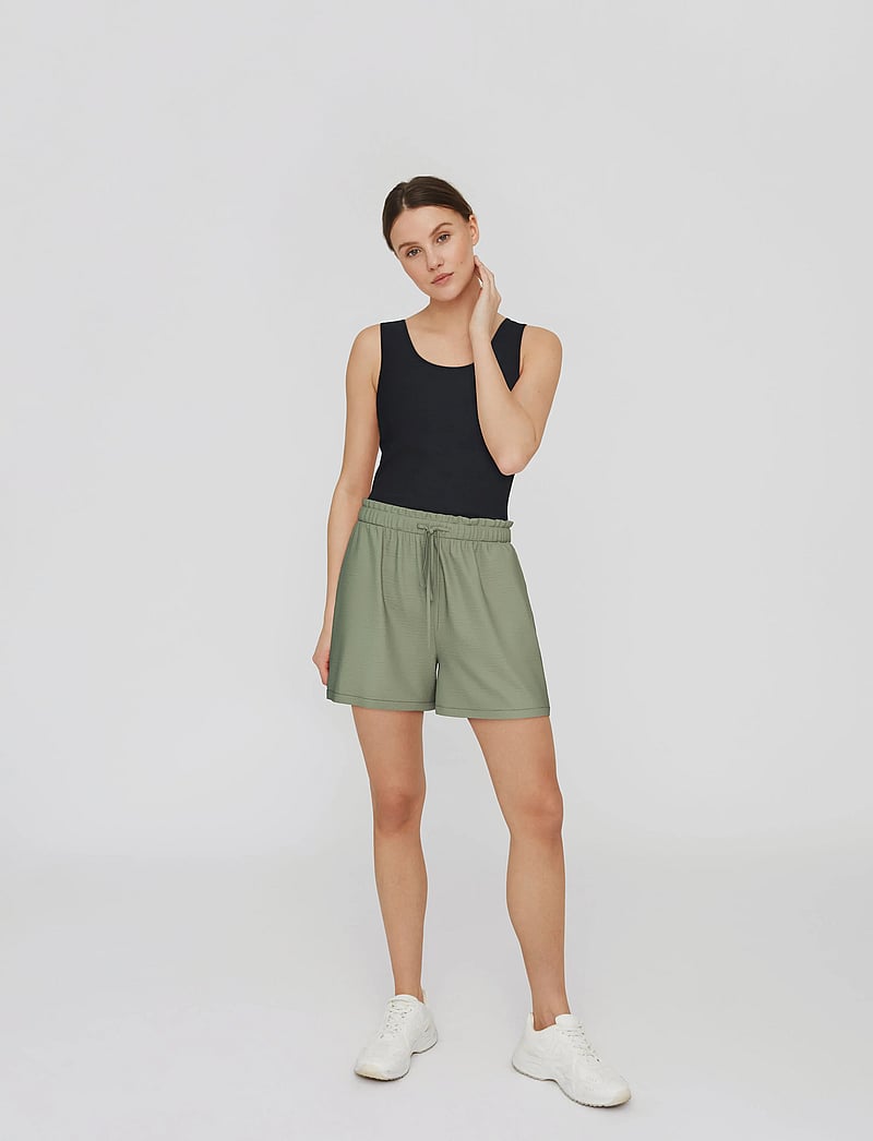 Vila - VINORA TANK TOP - NOOS - Ärmellose tops - black beauty - 5