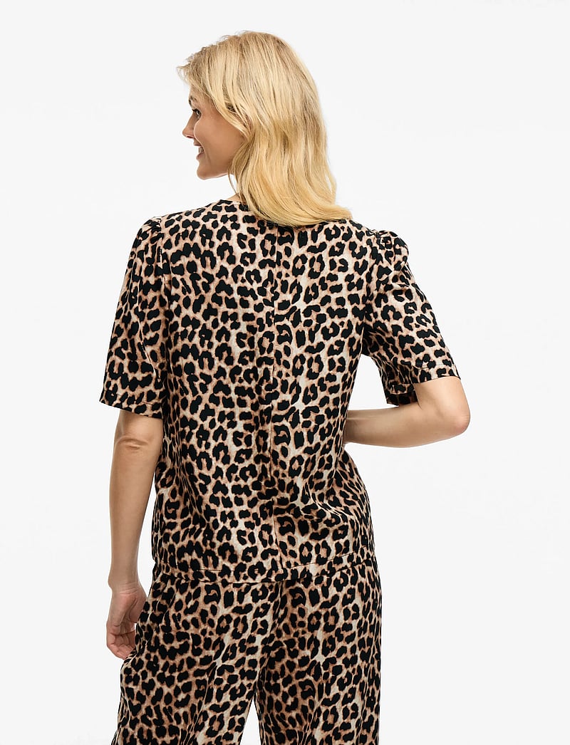 Vila - VILIOPANA LIO O-NECK 2/4 TOP/PR - kurzämlige blusen - brazzilian sand - 3