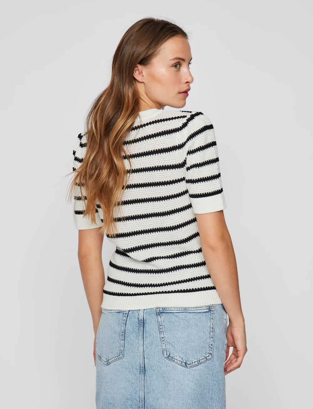Vila - VIDALO O-NECK S/S STRIPE KNIT-NOOS - everyday style - white alyssum - 3