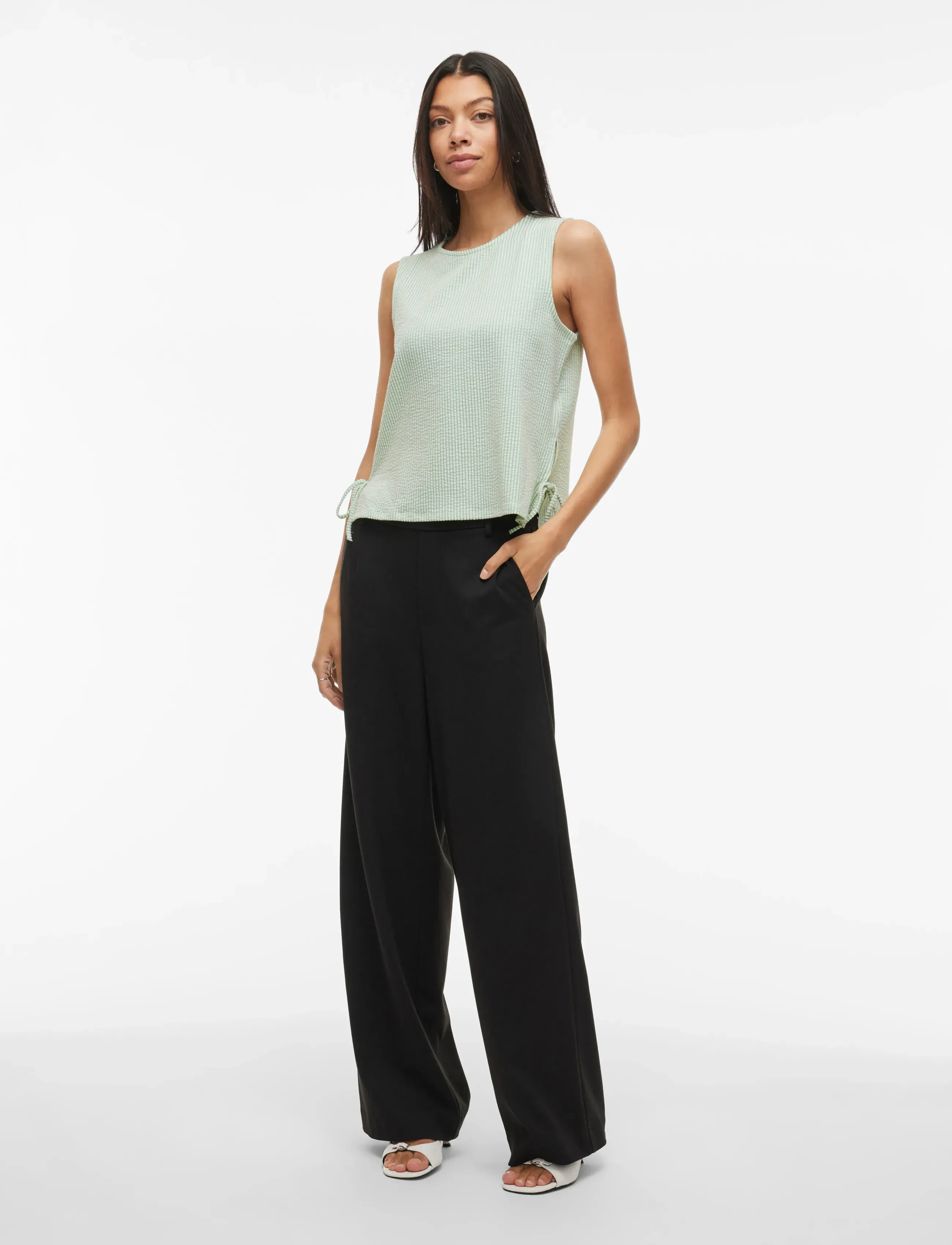 Vila - VISTRIPLO TIE S/L TOP - Ärmlösa blusar - silt green - 4