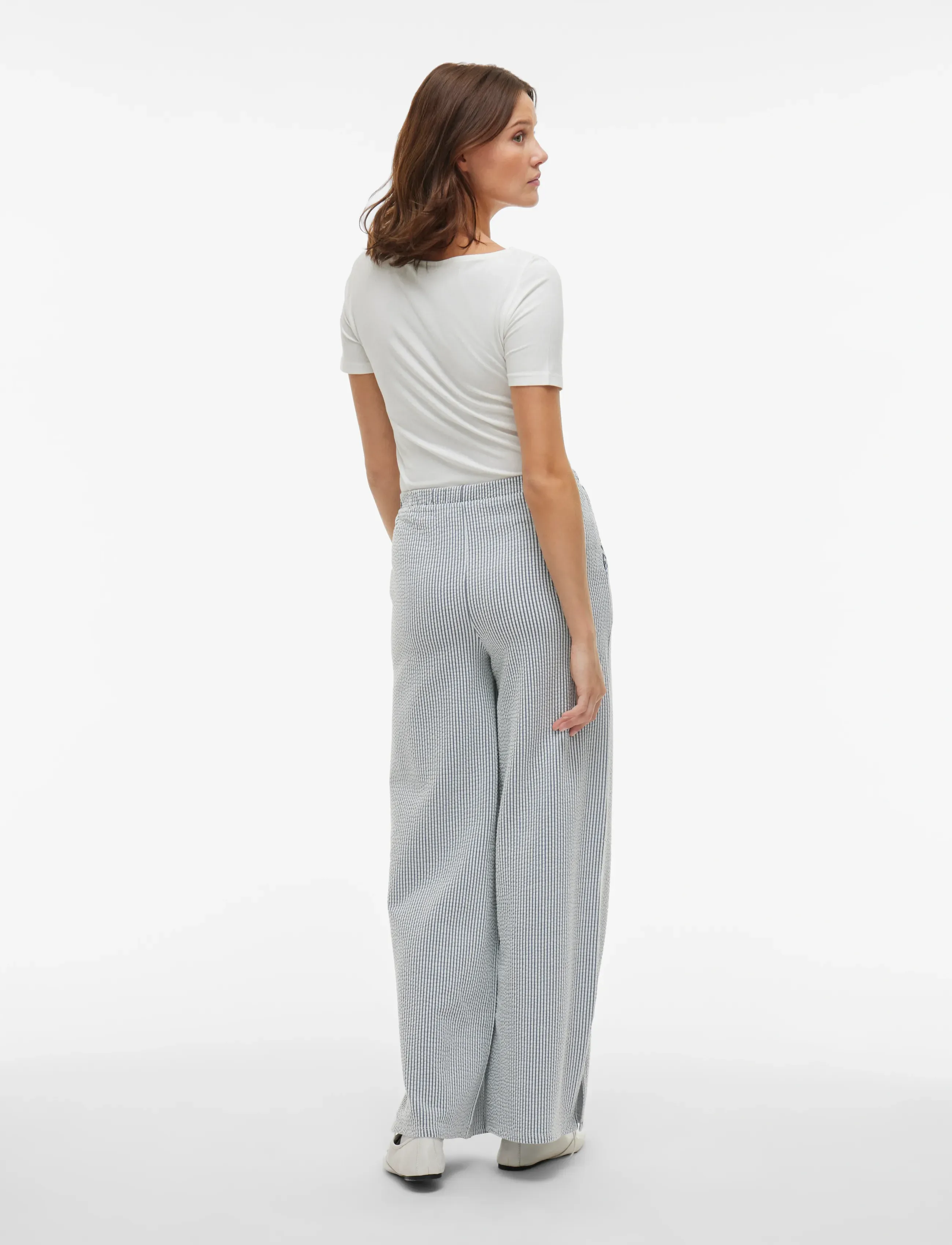 Vila - VISTRIPLO HW WIDE PANTS - black beauty - 2