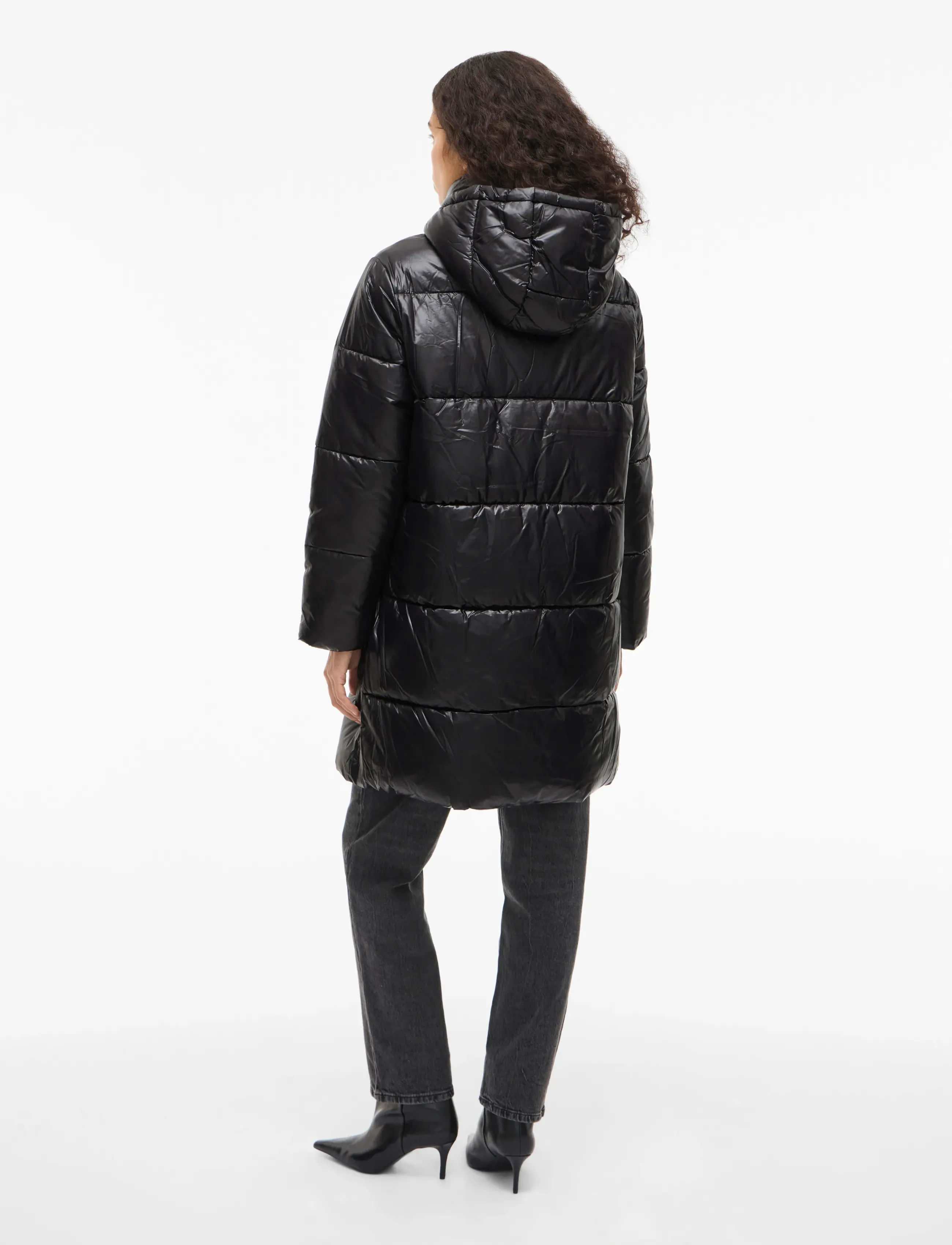 Vilidda L/S Hood Shinny Puffer Jacket 2