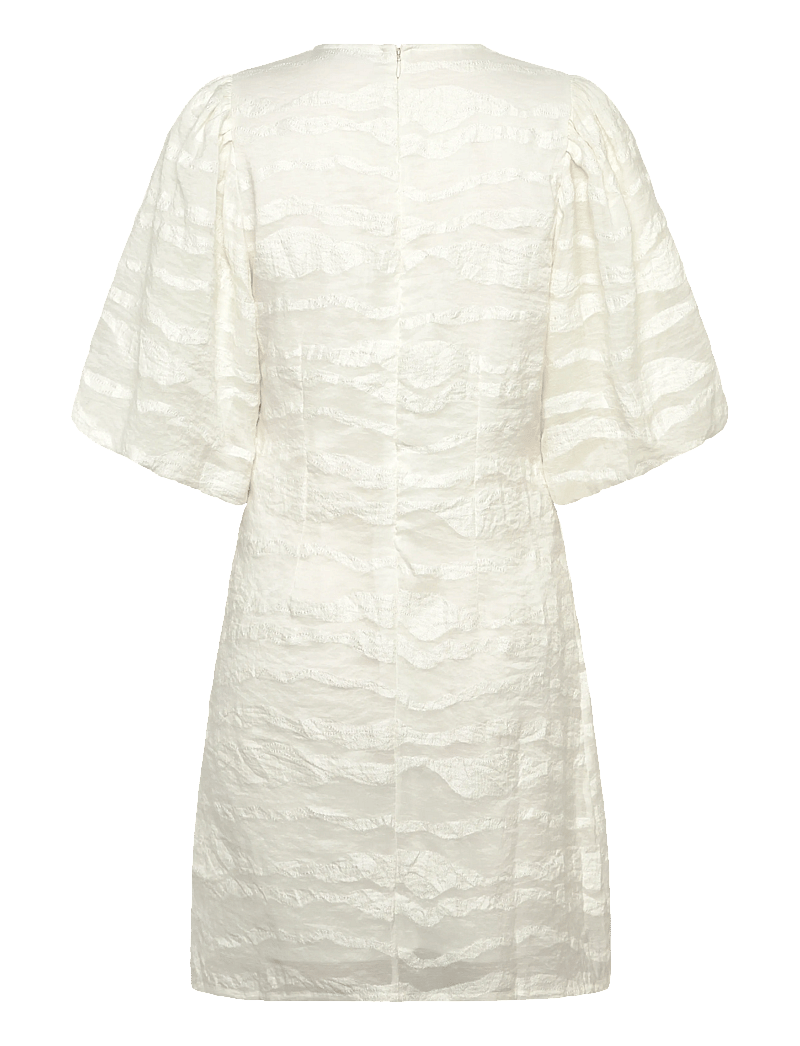 Vila - VIHALLI 2/4 VOLUME SLEEVE DRESS - korte kjoler - cloud dancer - 1