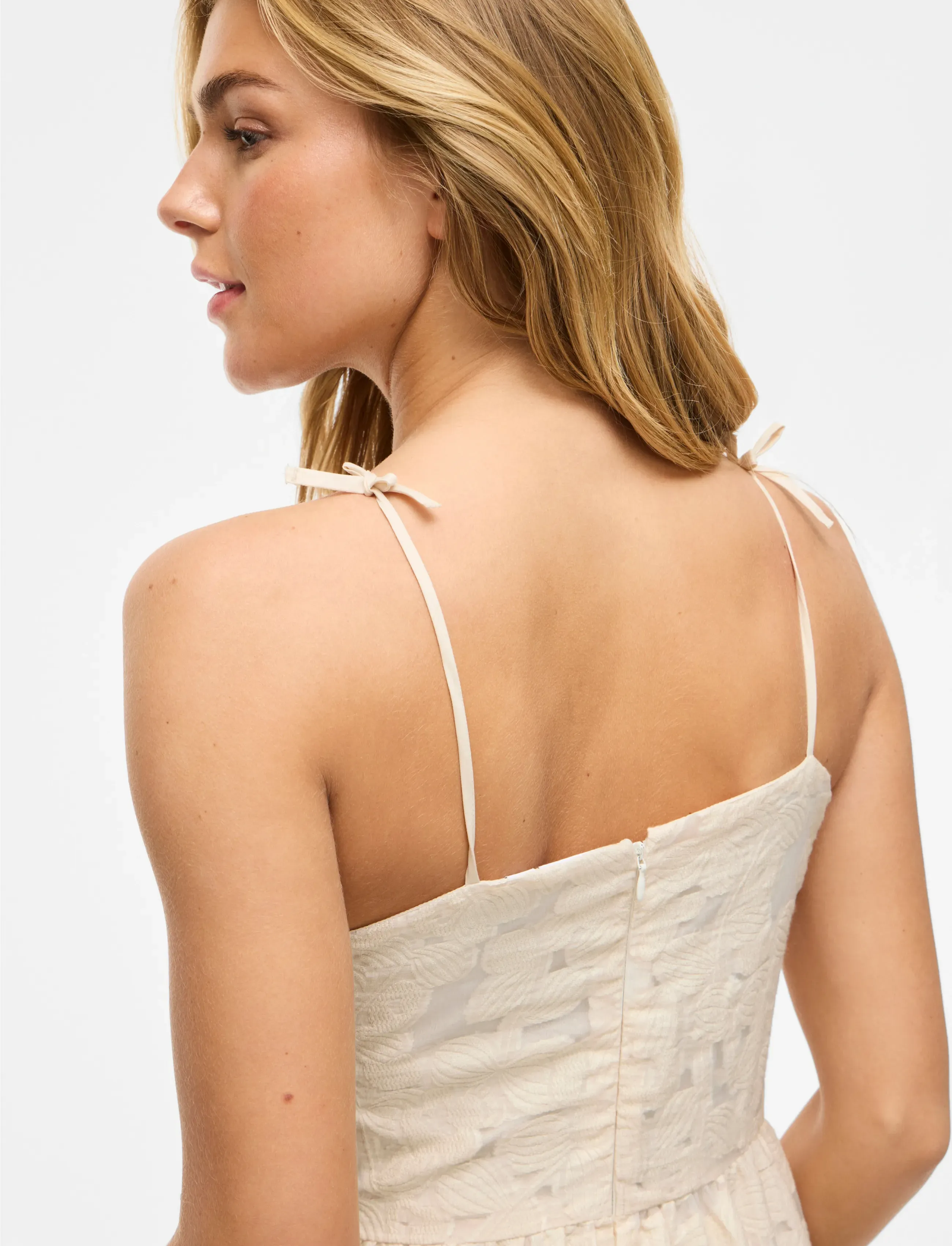 VILA Vihelna Strap Midi Dress midiklänningar dam – bild 6