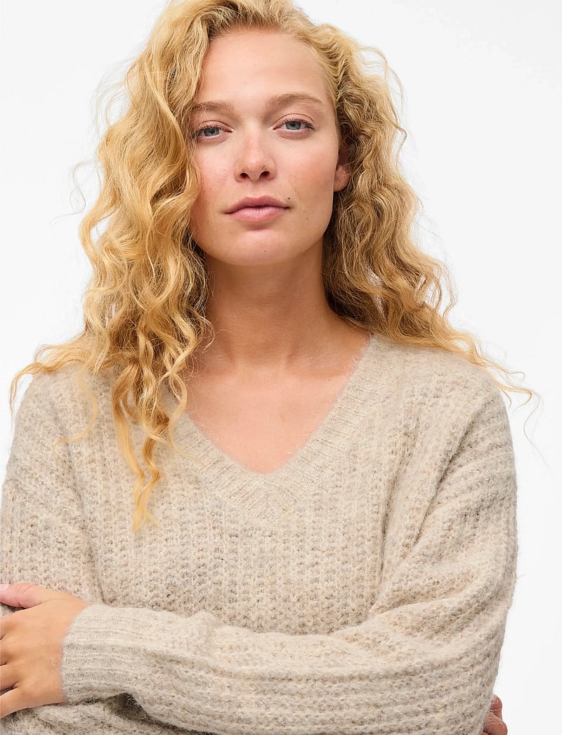 Vila - VILAMPE V-NECK L/S KNIT TOP-NOOS - stickade tröjor - super light natural melan - 5
