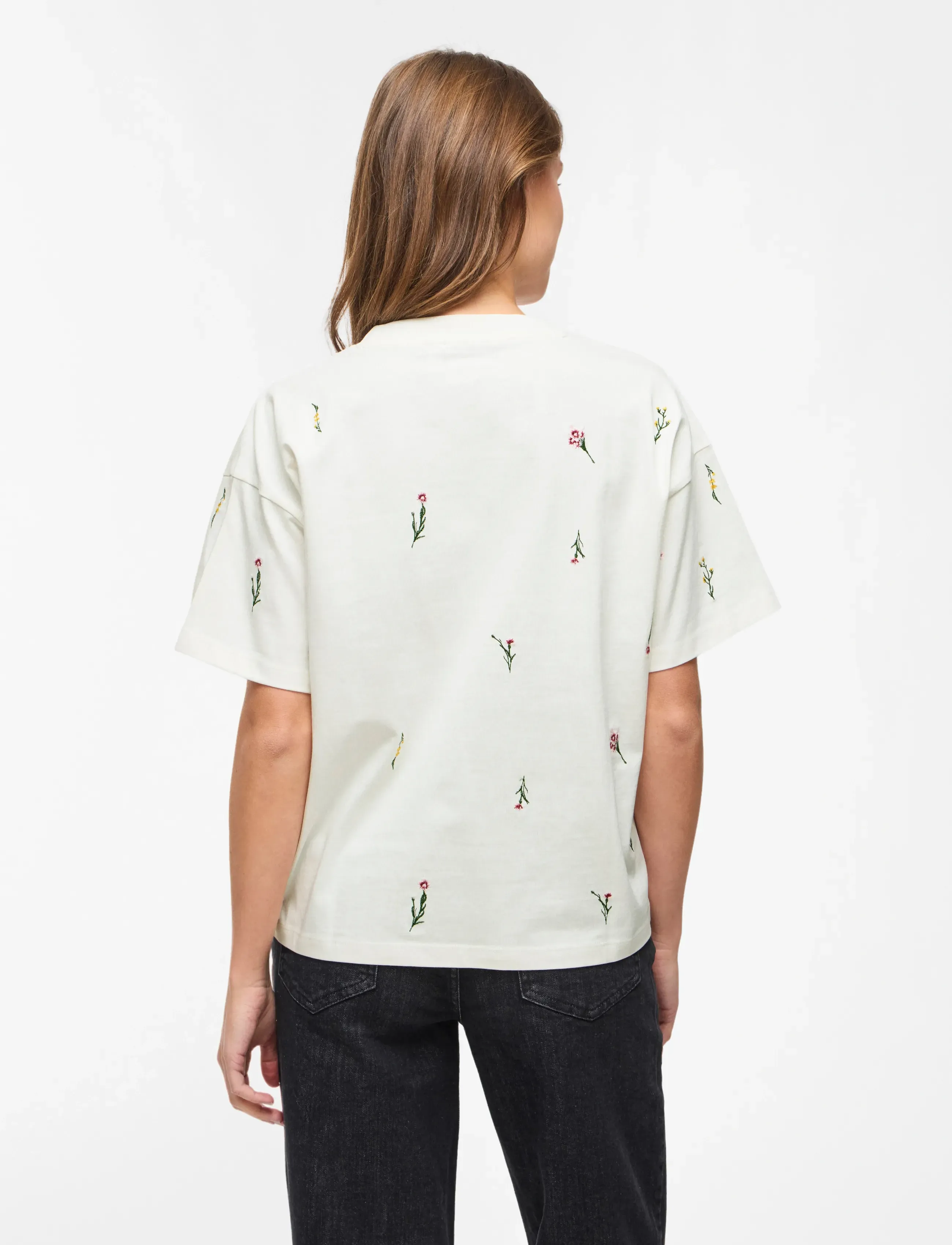 Vila - VIMONIE FLORAL EMB S/S O-NECK/R - t-särgid - snow white - 3