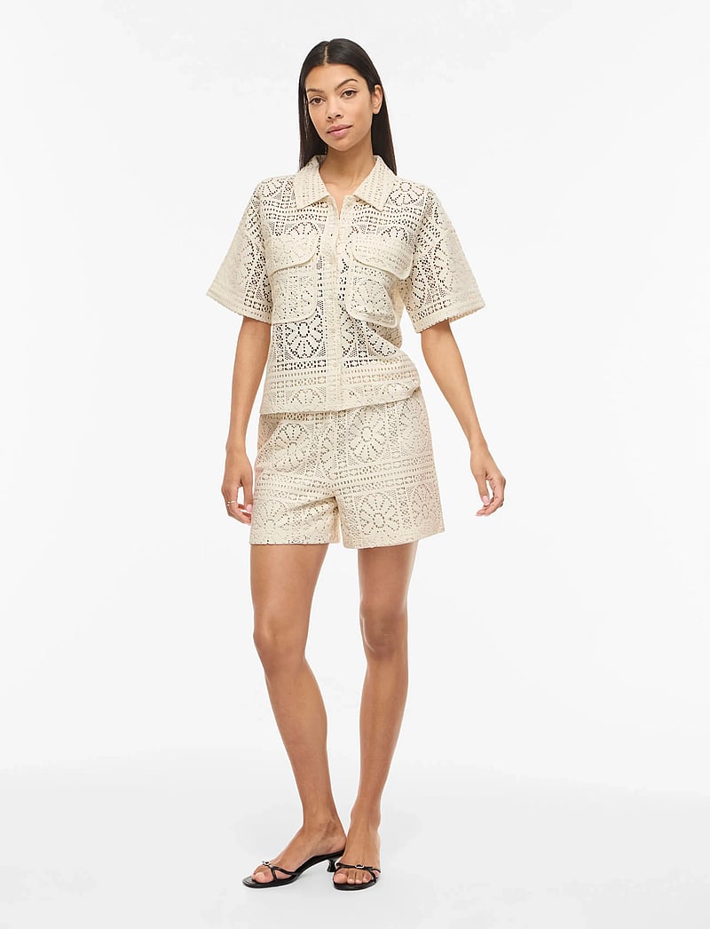 Vila - VIMERINDA HW SHORTS/VOL - casual shorts - birch - 4
