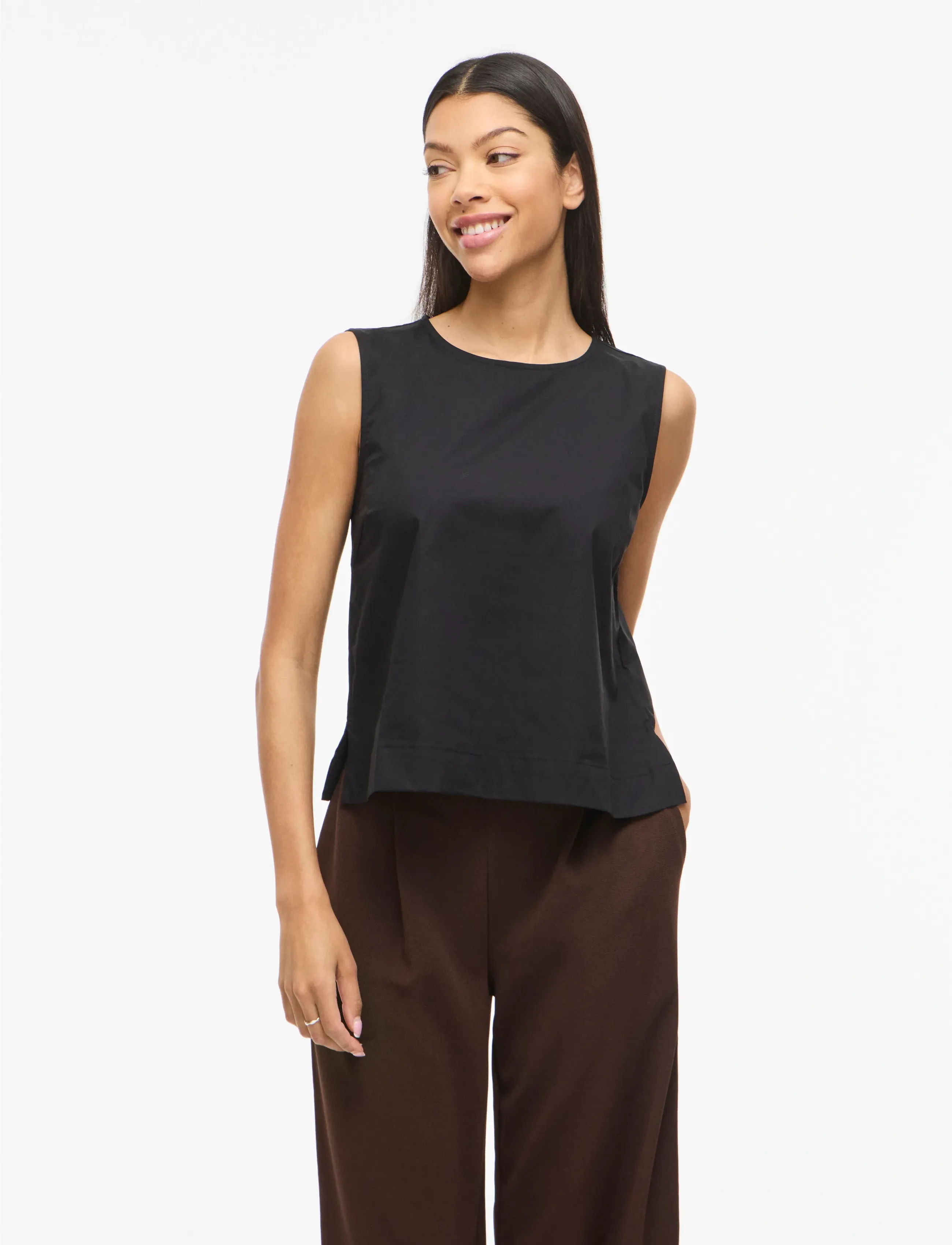 Vila VIVALENCIA O-NECK S/L SHORT TOP/2 - Blusen - BLACK BEAUTY / black