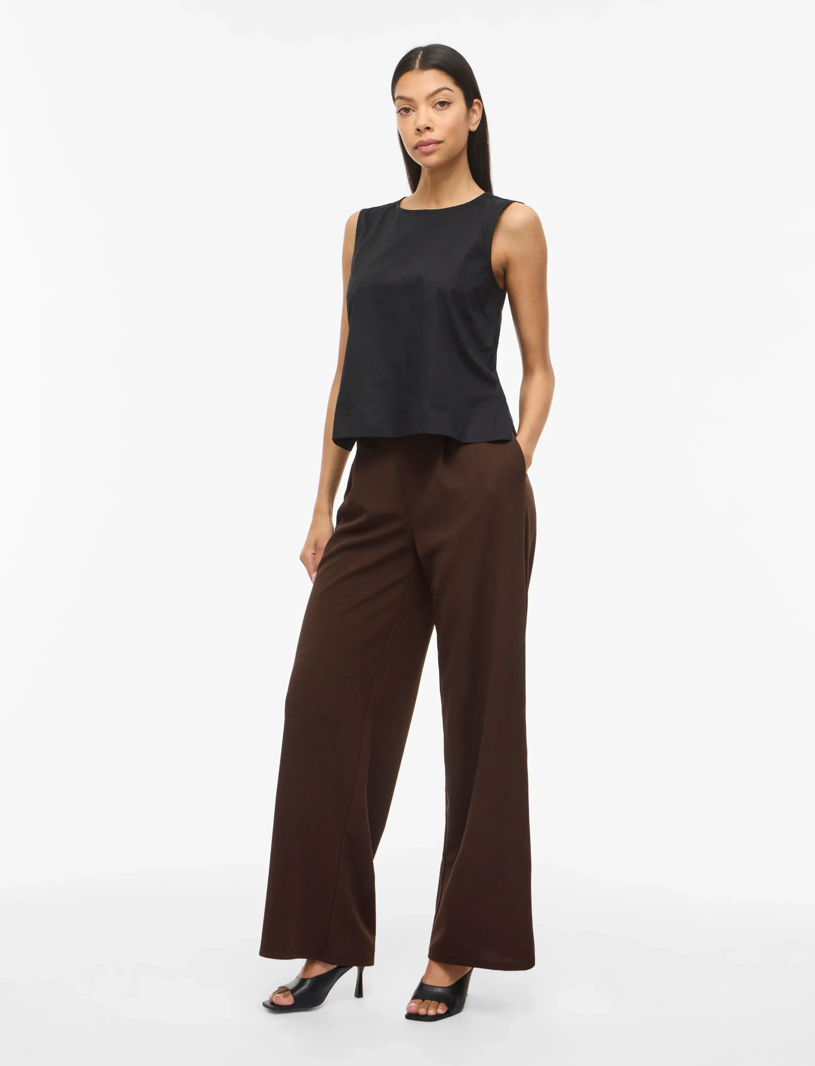 Vila - VIVALENCIA O-NECK S/L SHORT TOP/2 - Ärmellose blusen - black beauty - 4