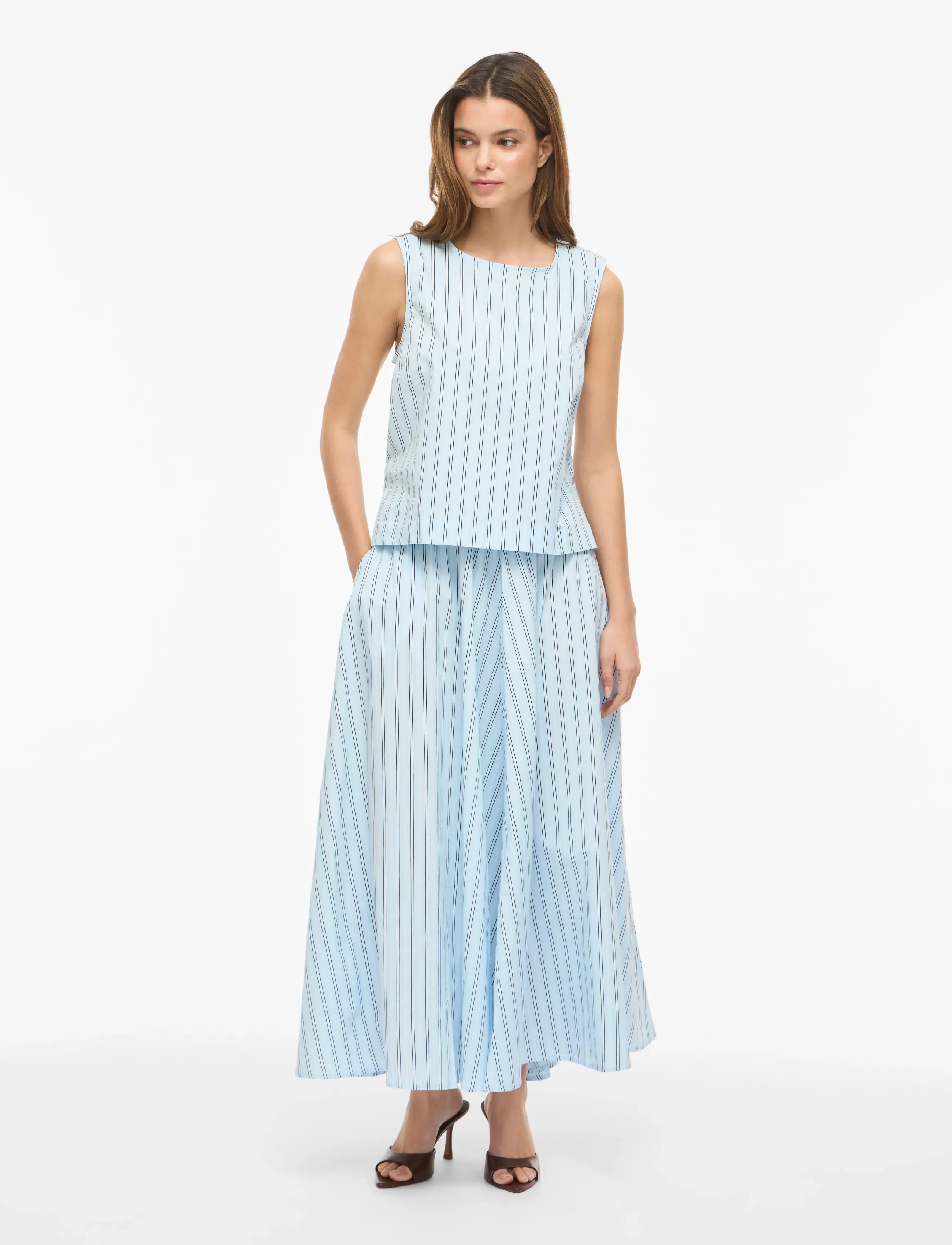 Vila - VIVALENCIA O-NECK S/L SHORT TOP/2 - Ærmeløse bluser - nantucket breeze - 4