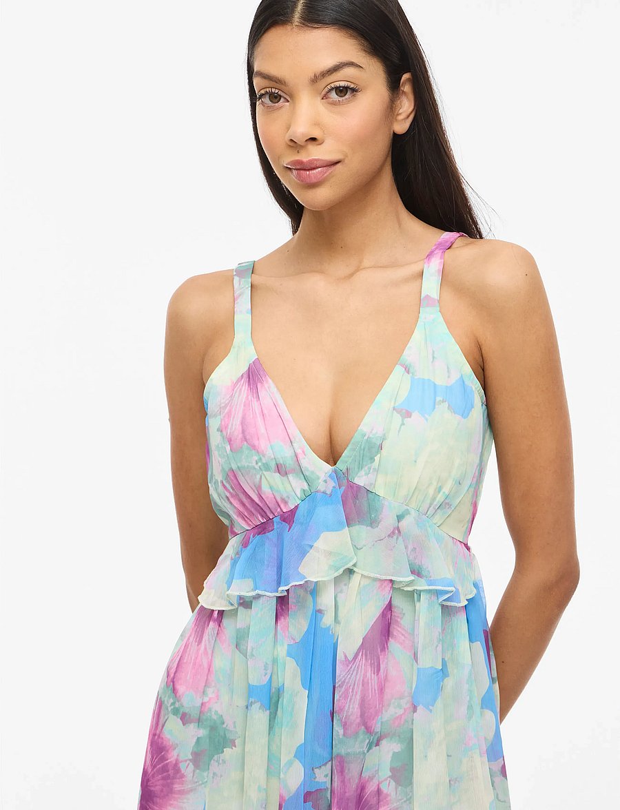 Vila - VIPEONY V-NECK MAXI STRAP DRESS/DC/KA - maksikleidid - smoke green - 5