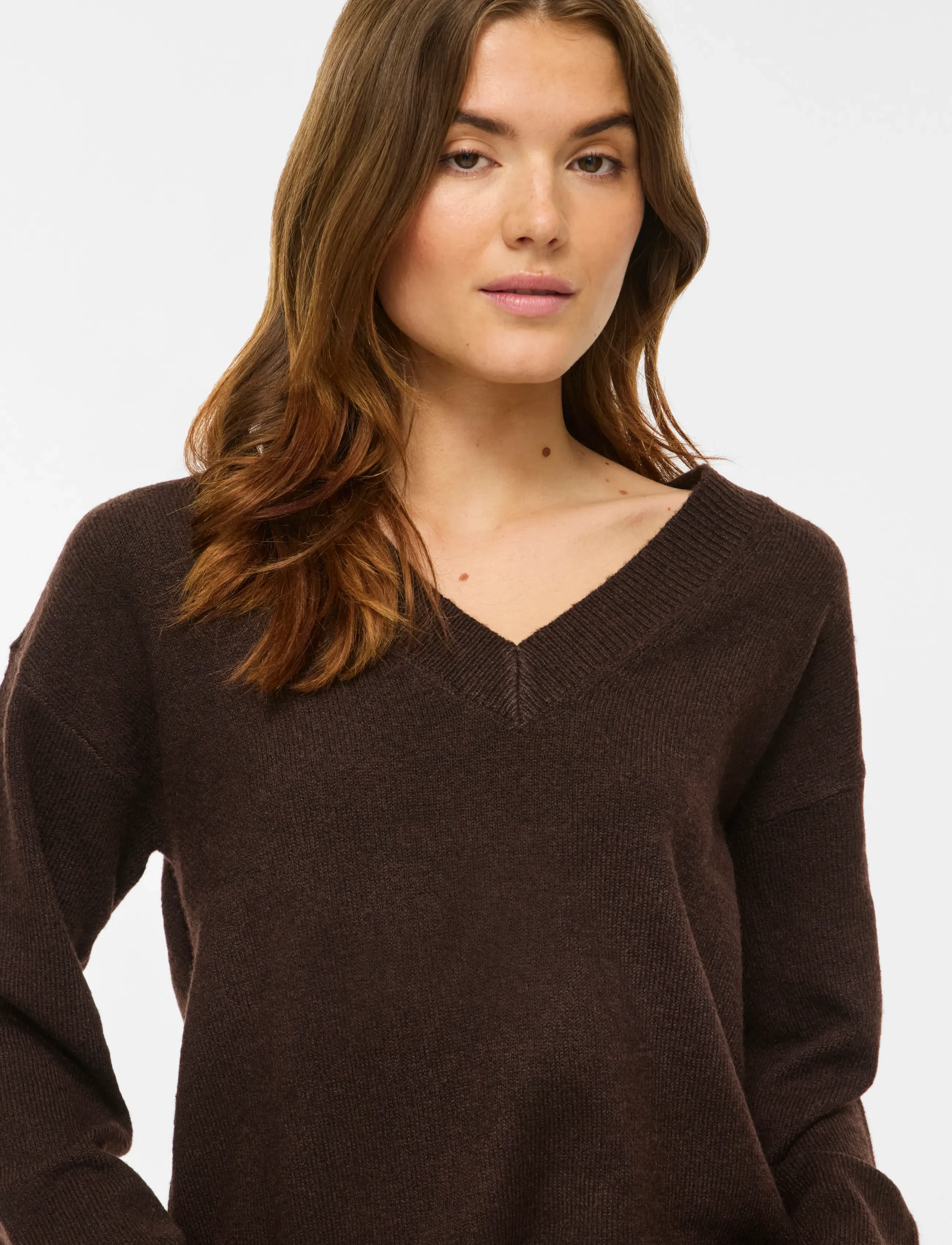Vila - VILIGA L/S REV V-NECK KNIT TOP - NOOS - striktrøjer - coffee bean - 5
