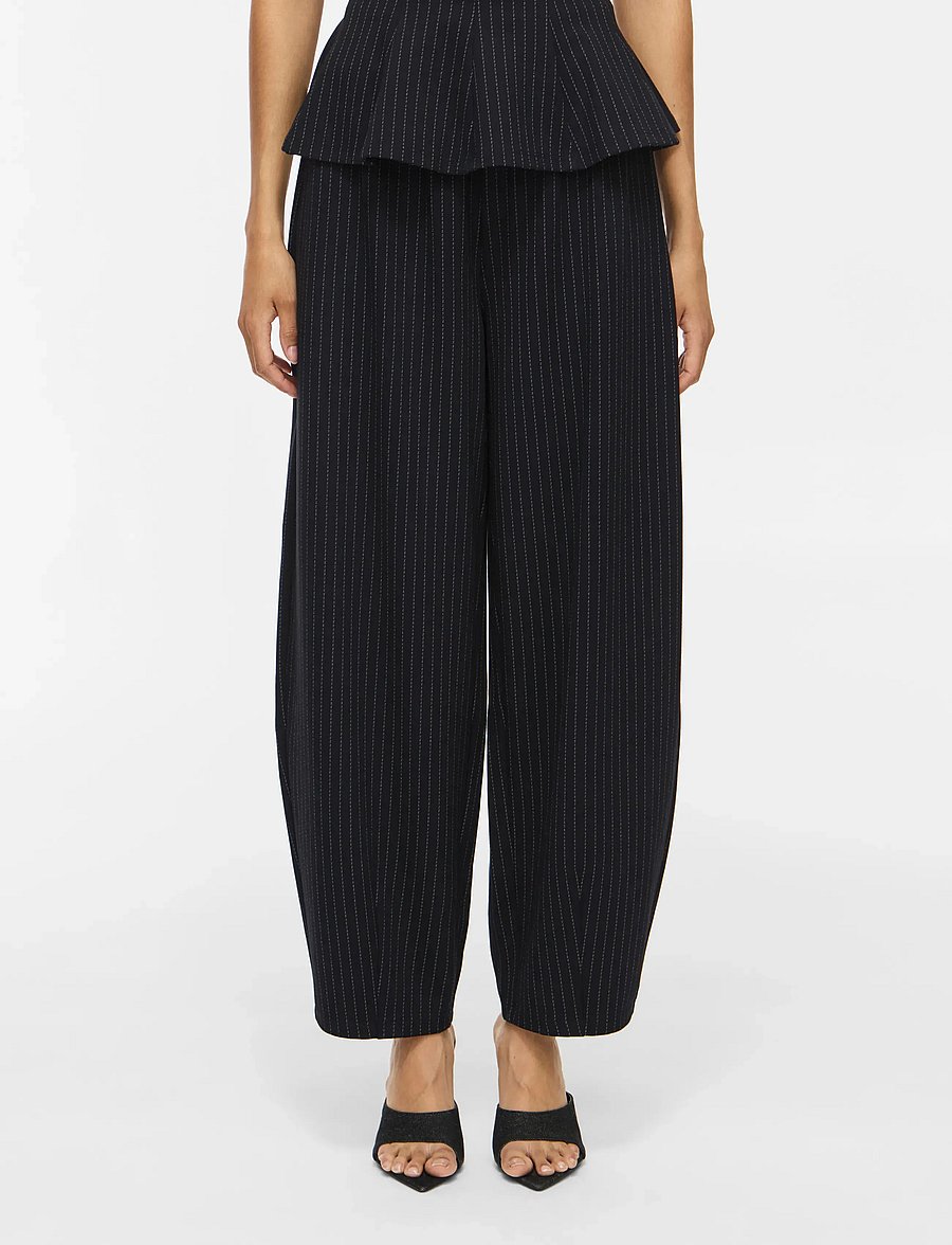 Vila - VIMASTRIBA 7/8 HW BARREL PANTS/BFS/1 - barrel-hosen - black beauty - 0
