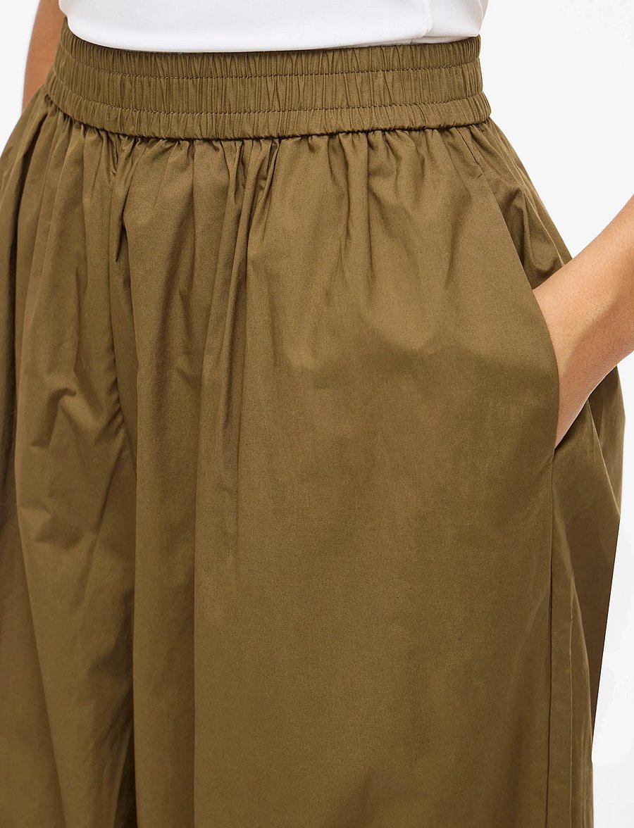Vila - VIEMILIE HW PARACHUTE PANTS - bukser med brede ben - dark olive - 5